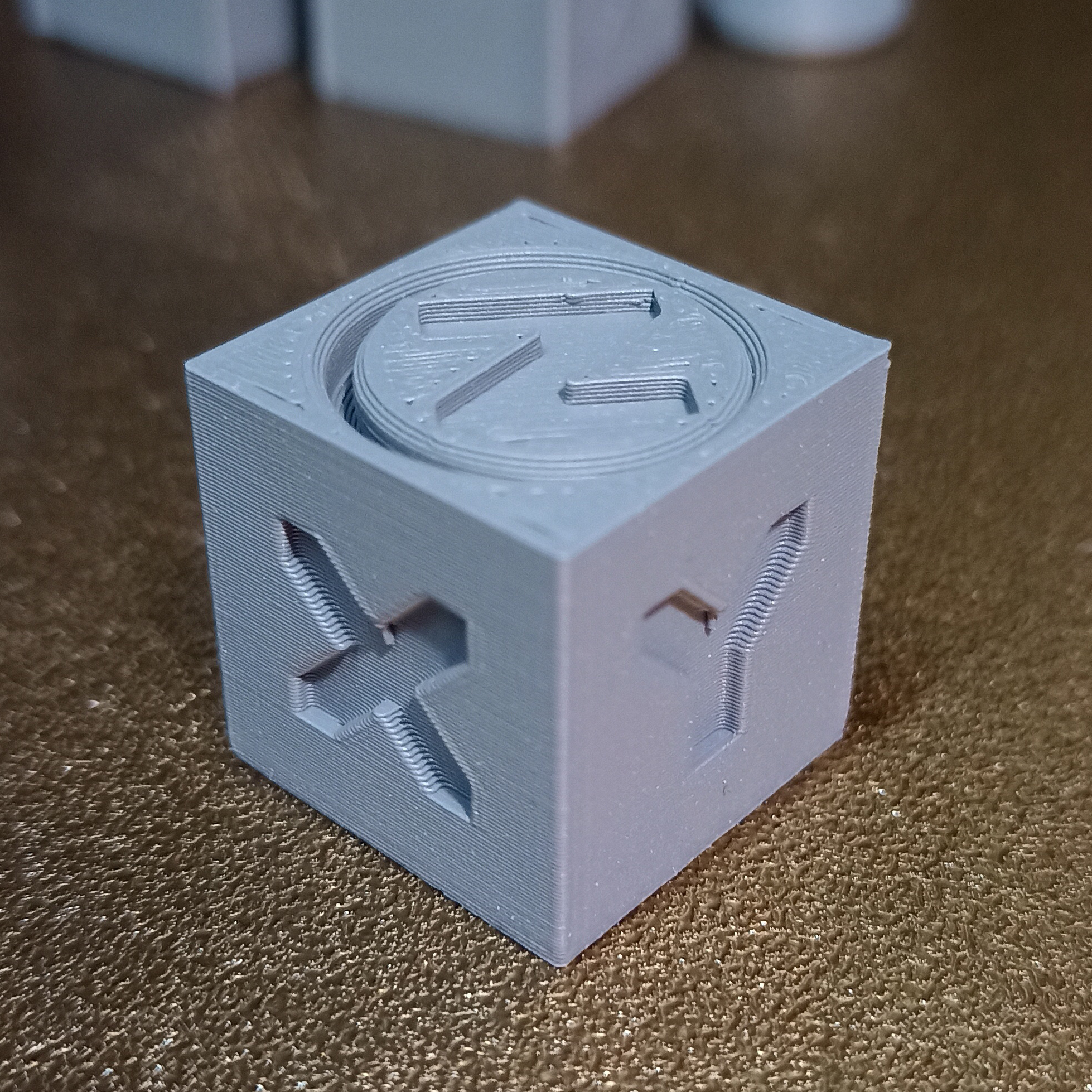Fidget spinner calbration cube