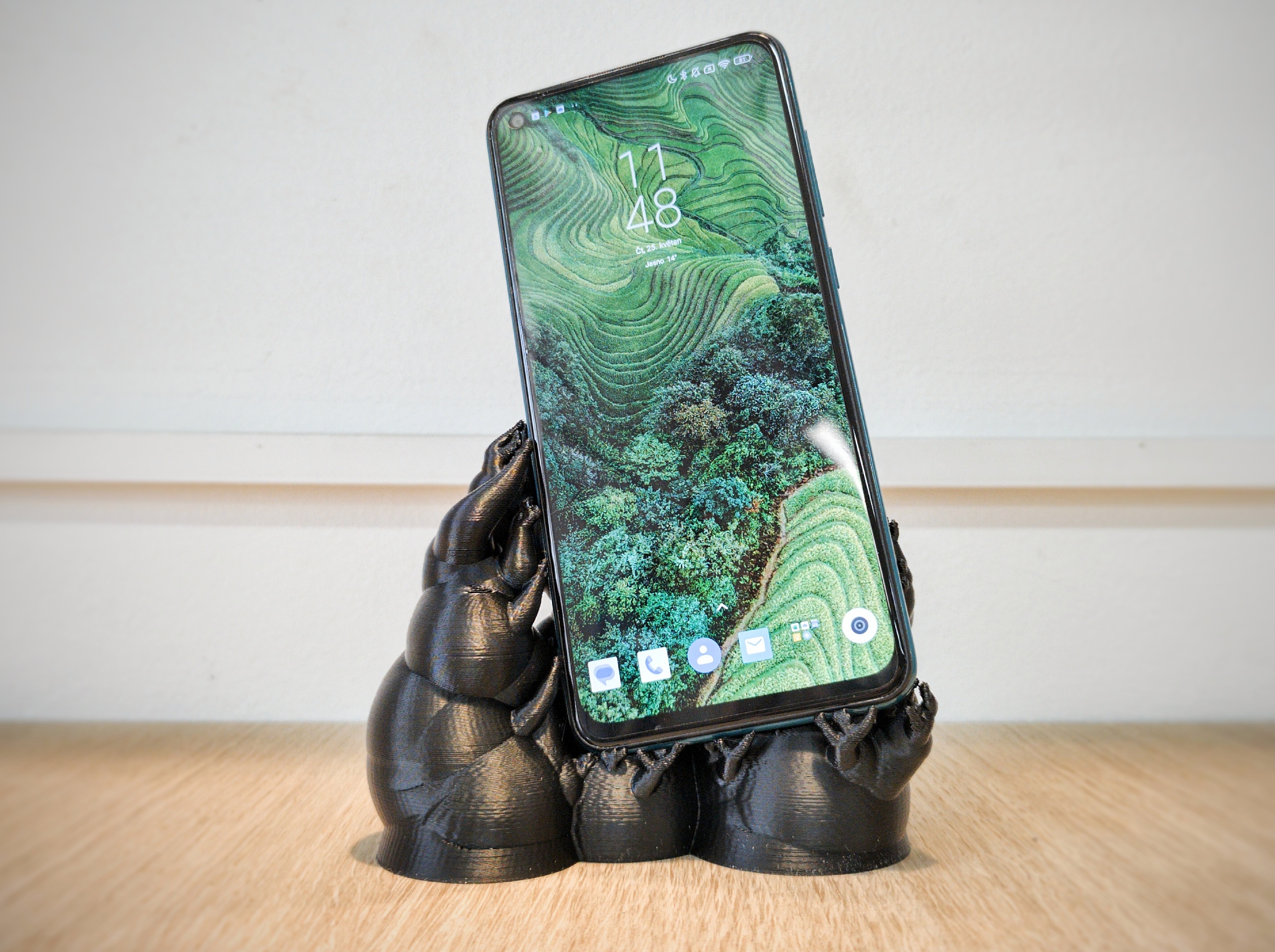 ORGONE - Organic phone stand
