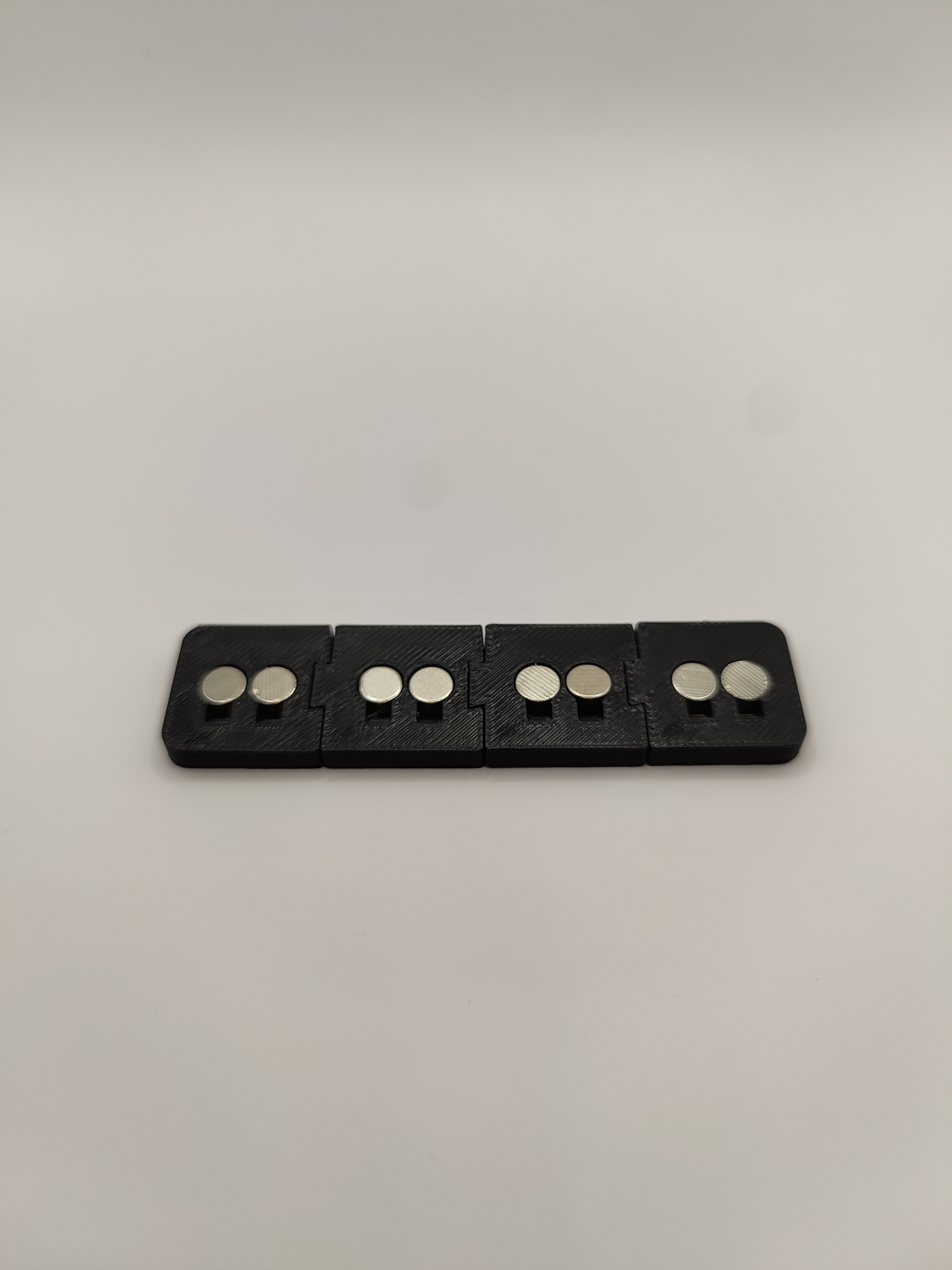 Miniatura 3 do modelo 3D Modular magnetic cable organiser
