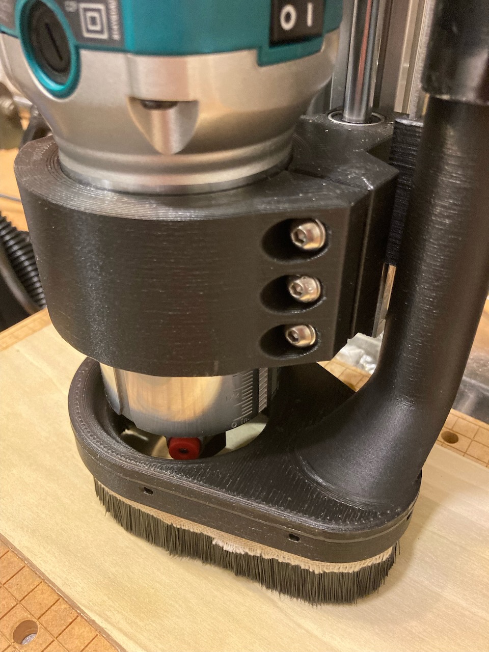 Dust Shoe for Genmitsu CNC 3020 with 65mm Spindle by treyd Download