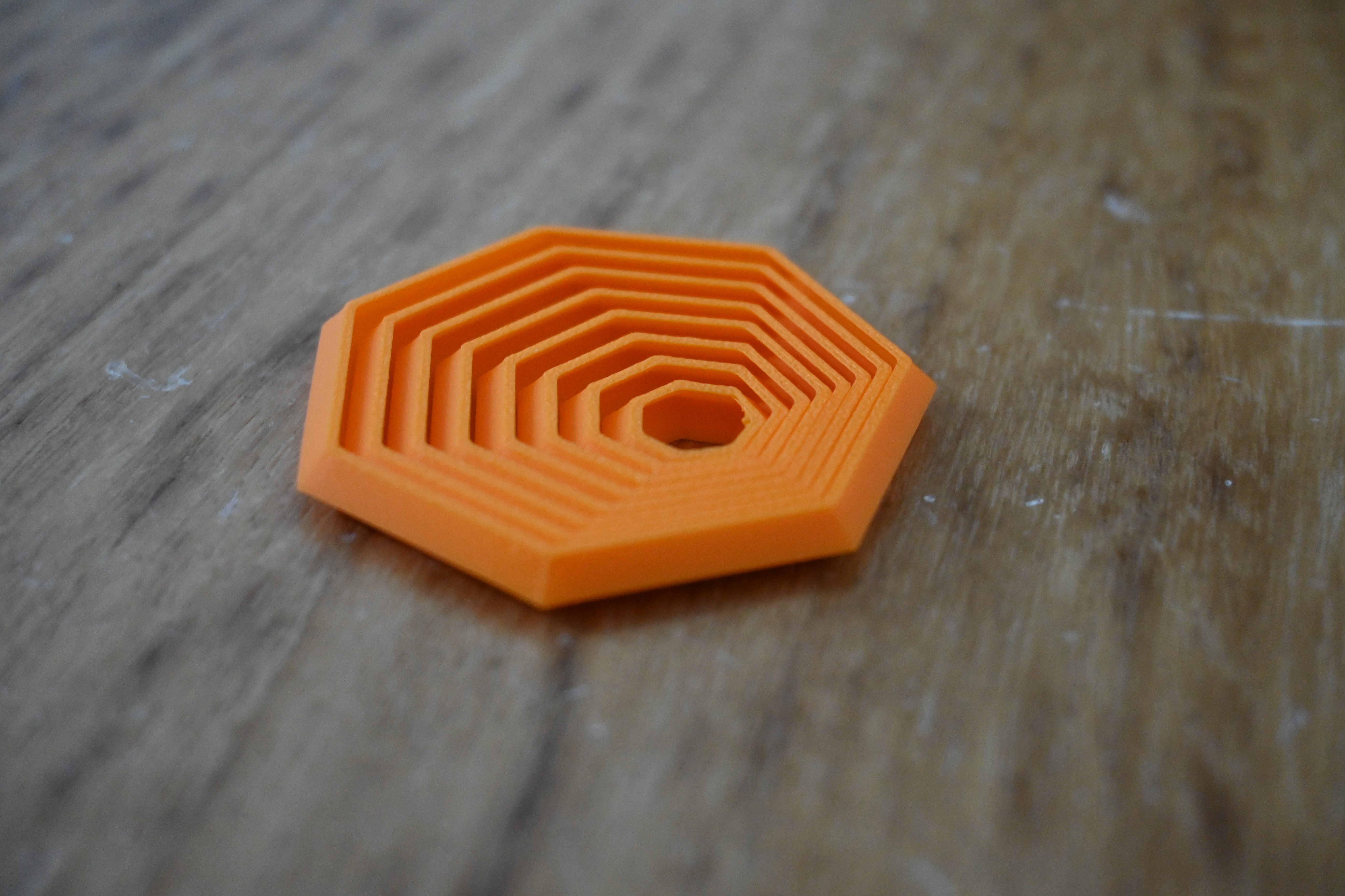 Mini heptagon swirl fidget