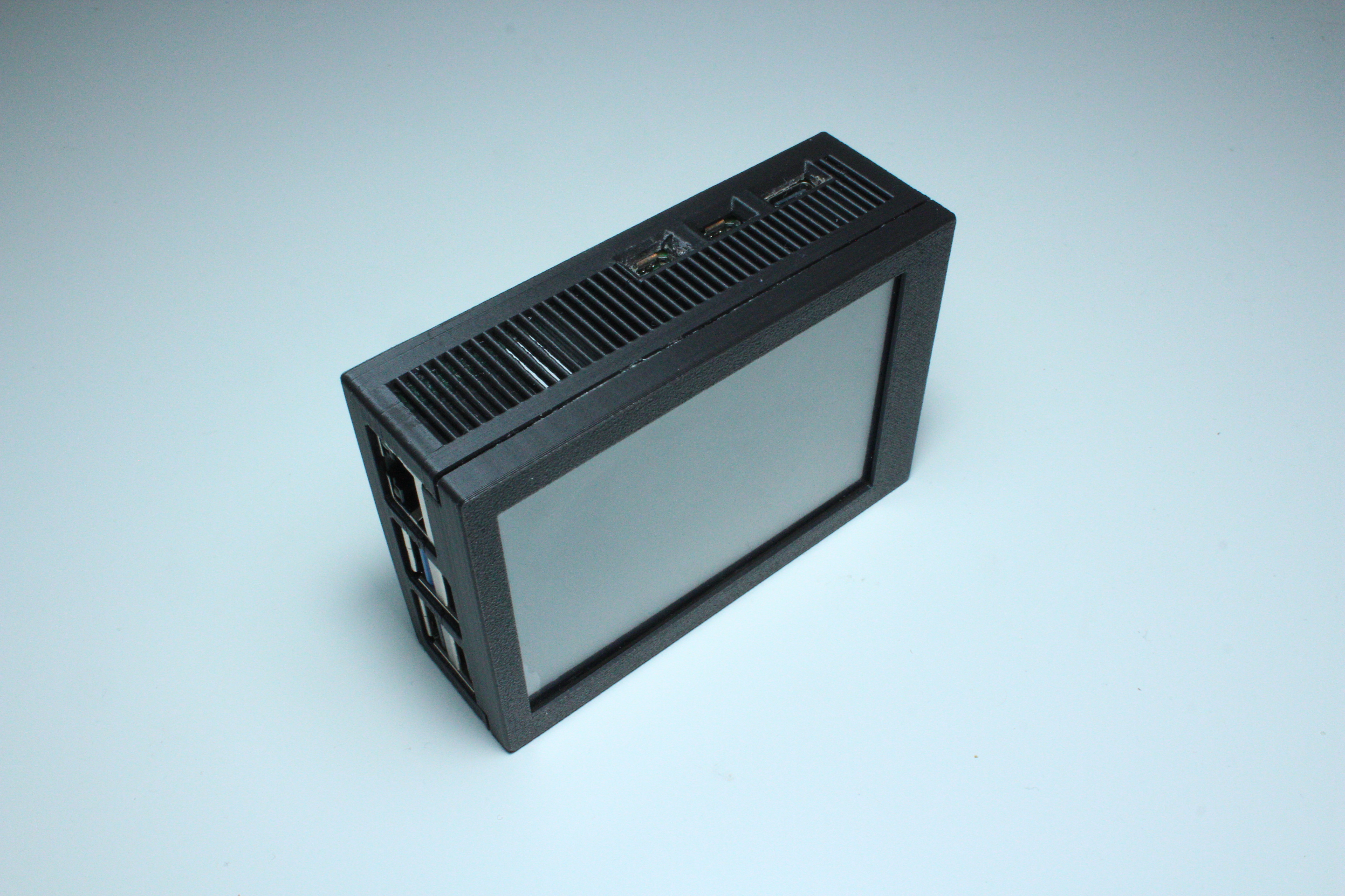 Raspberry Pi 5 case for 3.5inch Resistive Touch Display (B)