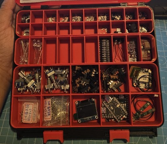 Small electronic parts Boxinsert for Organizer Box XL