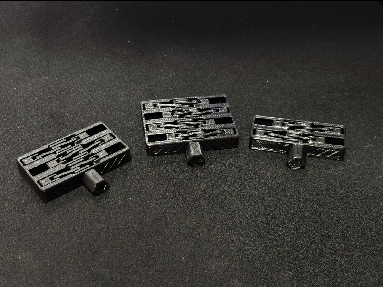 Remix of Motor Fidget by Mars3D with 4, 6, 8, 12 Cylinder Options