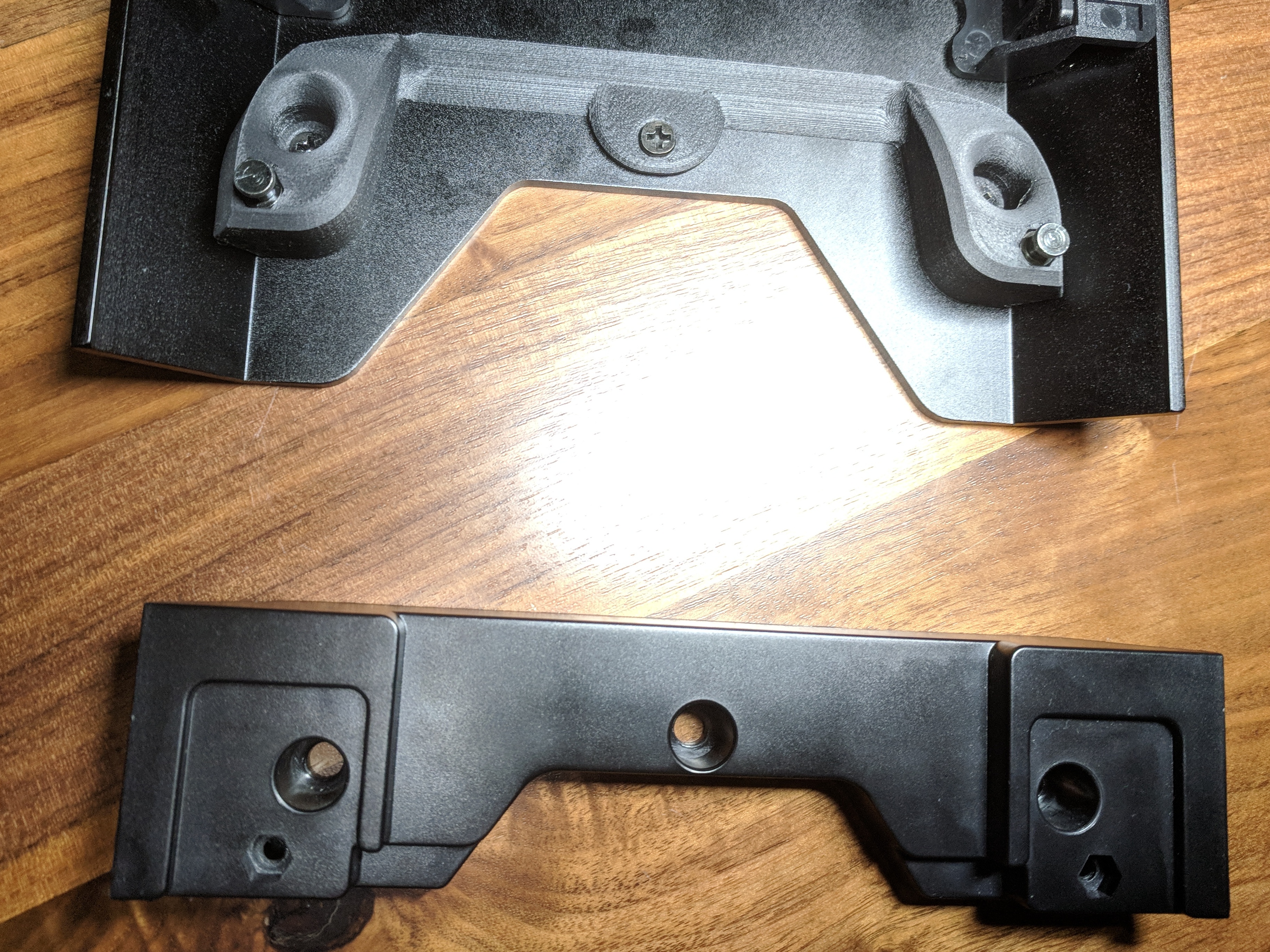 Evolv Shift Slim Panel Bracket