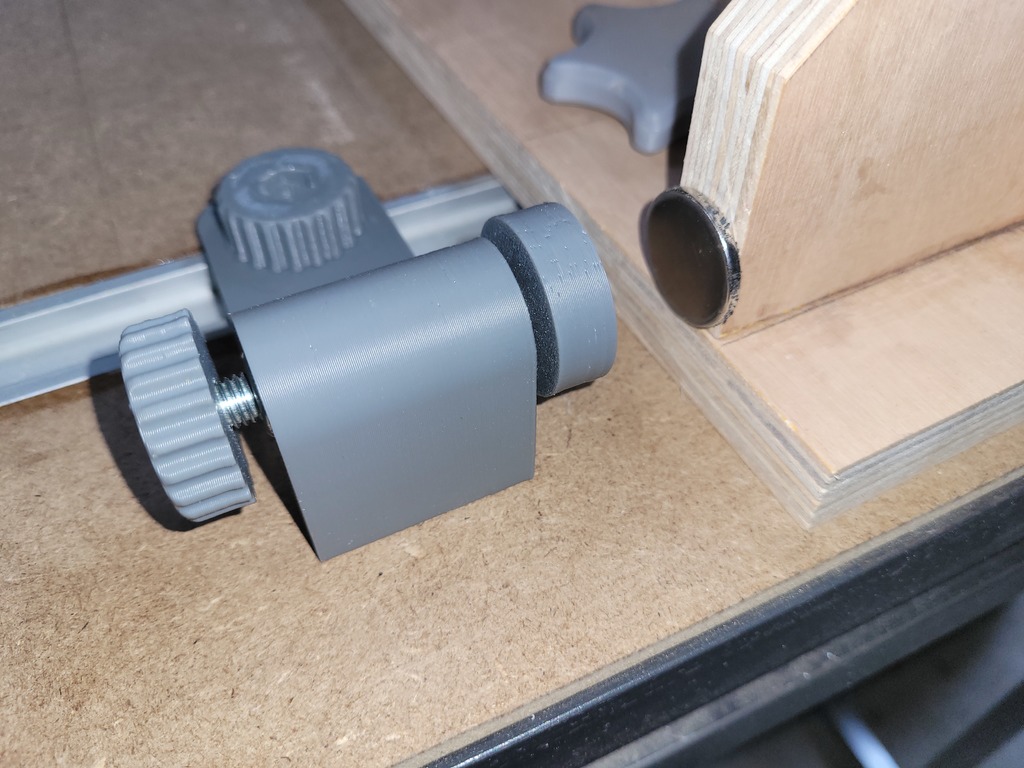 Router table fence micro adjuster by krapapock Download free STL