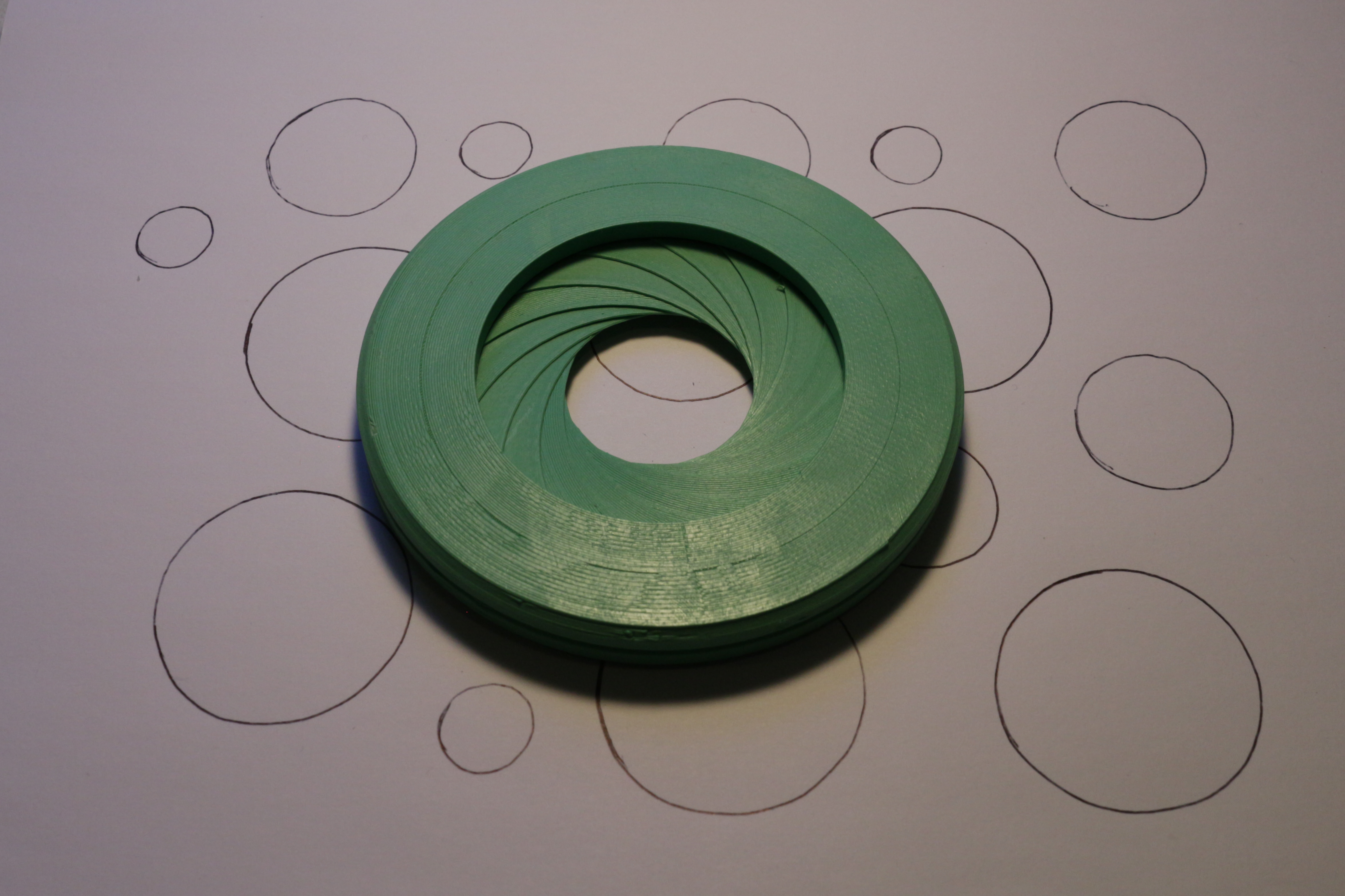 Miniatura 2 do modelo 3D Iris compass