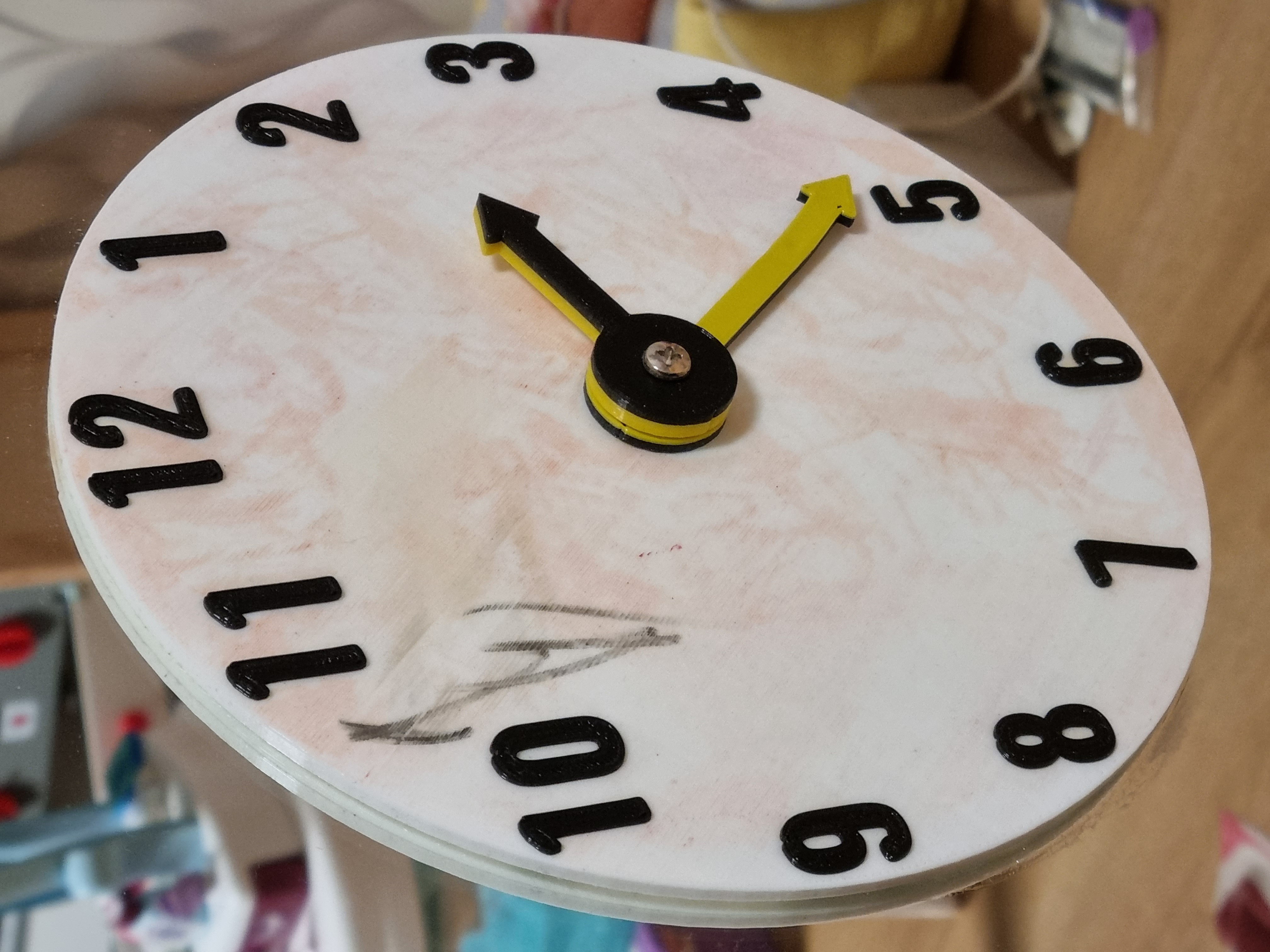 Miniatura 2 do modelo 3D Toy wall clock