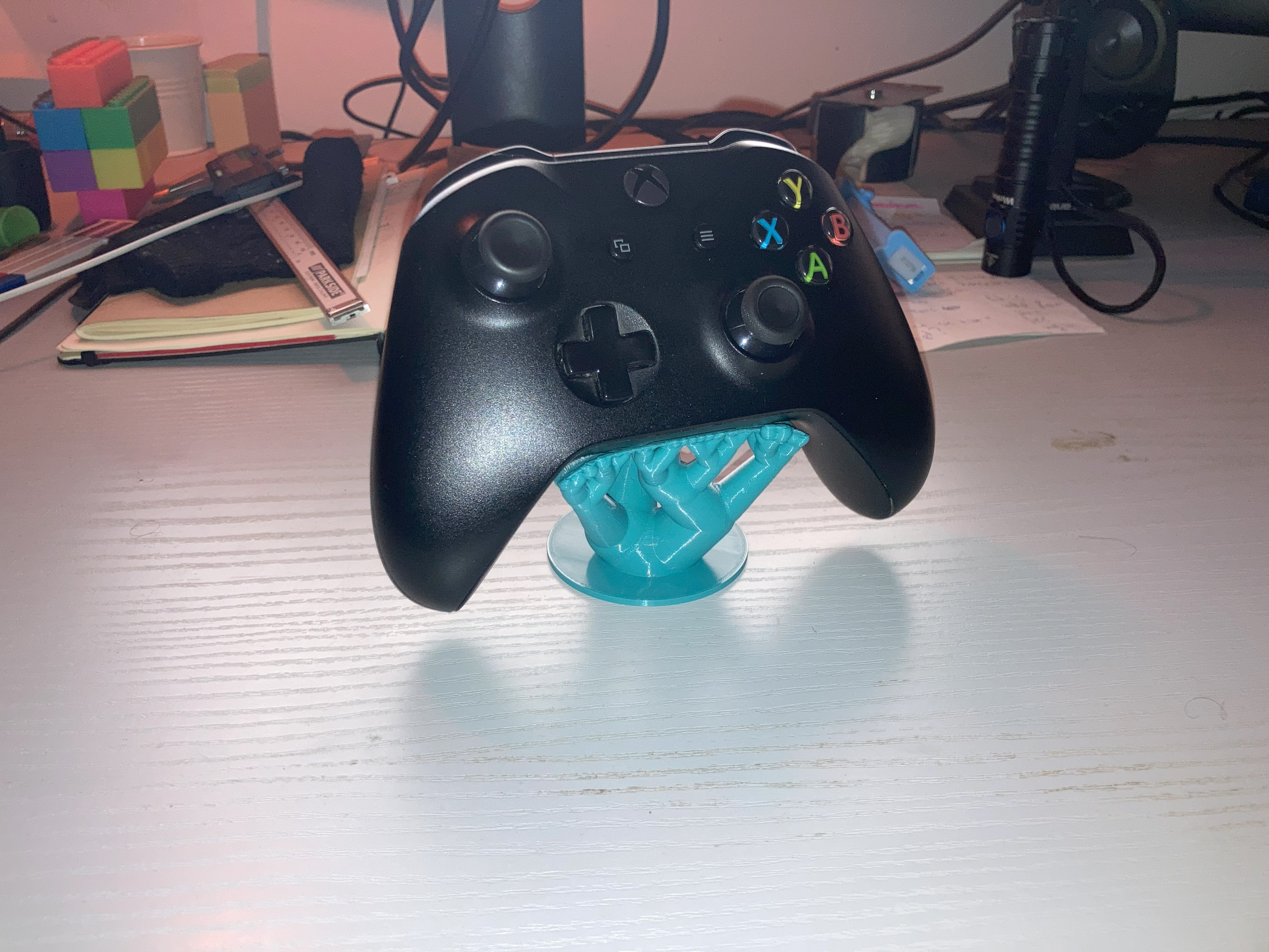 Organic support XBox controller holder