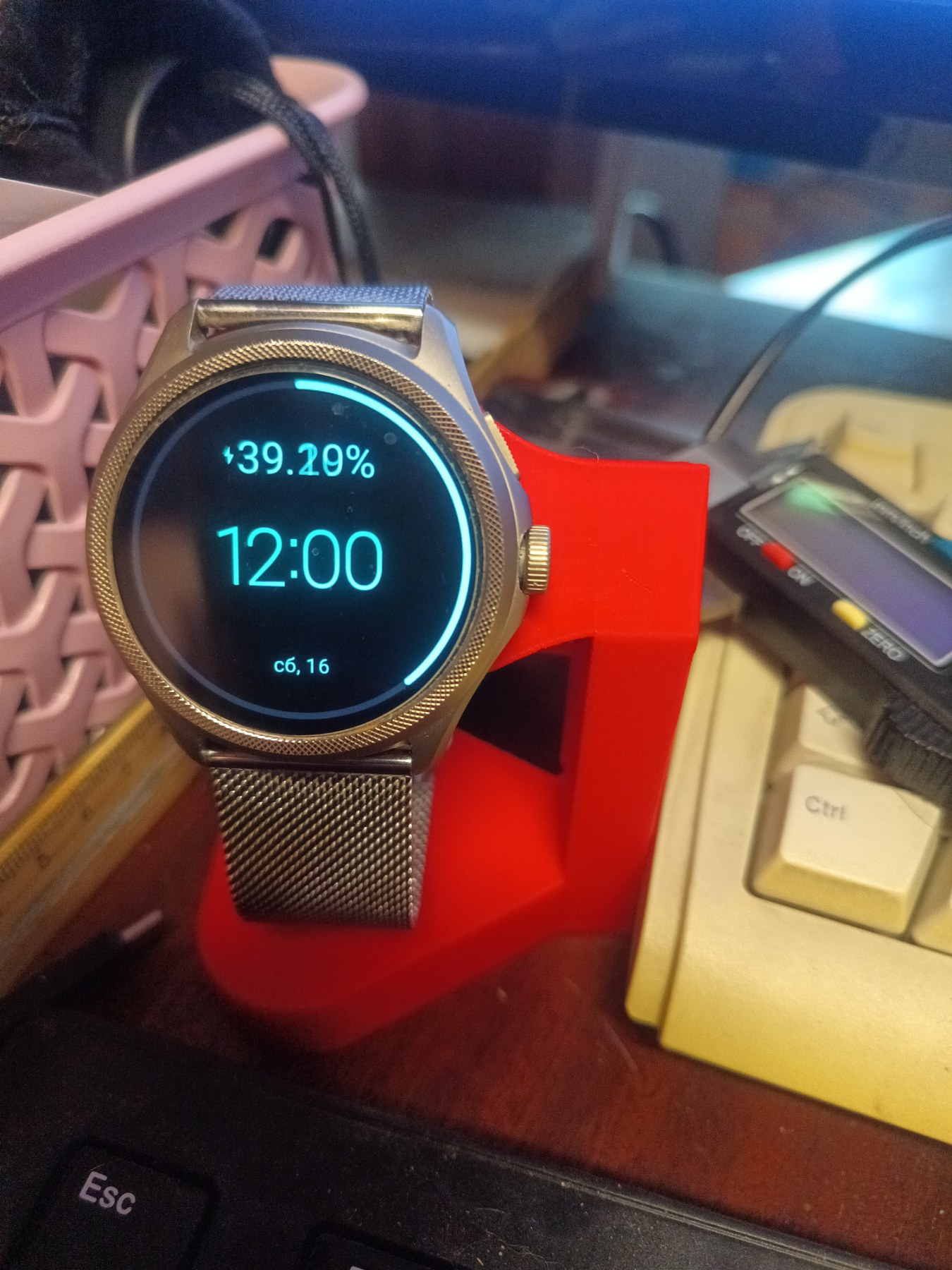 Mobvoi TicWatch Pro 5 Stand for Aliexpress Charging Cable
