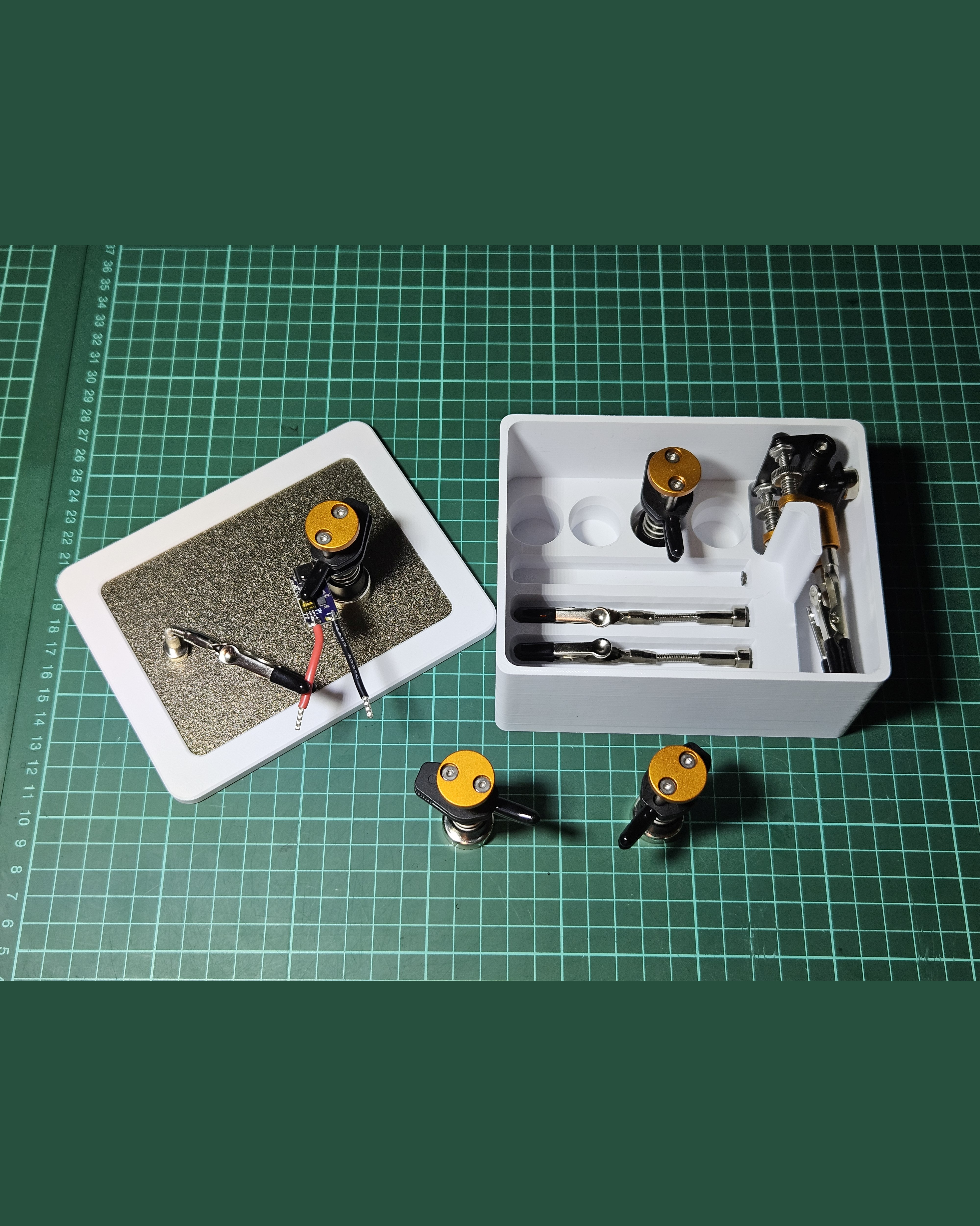 Magnetic Third Hand Storage — miniatura 5