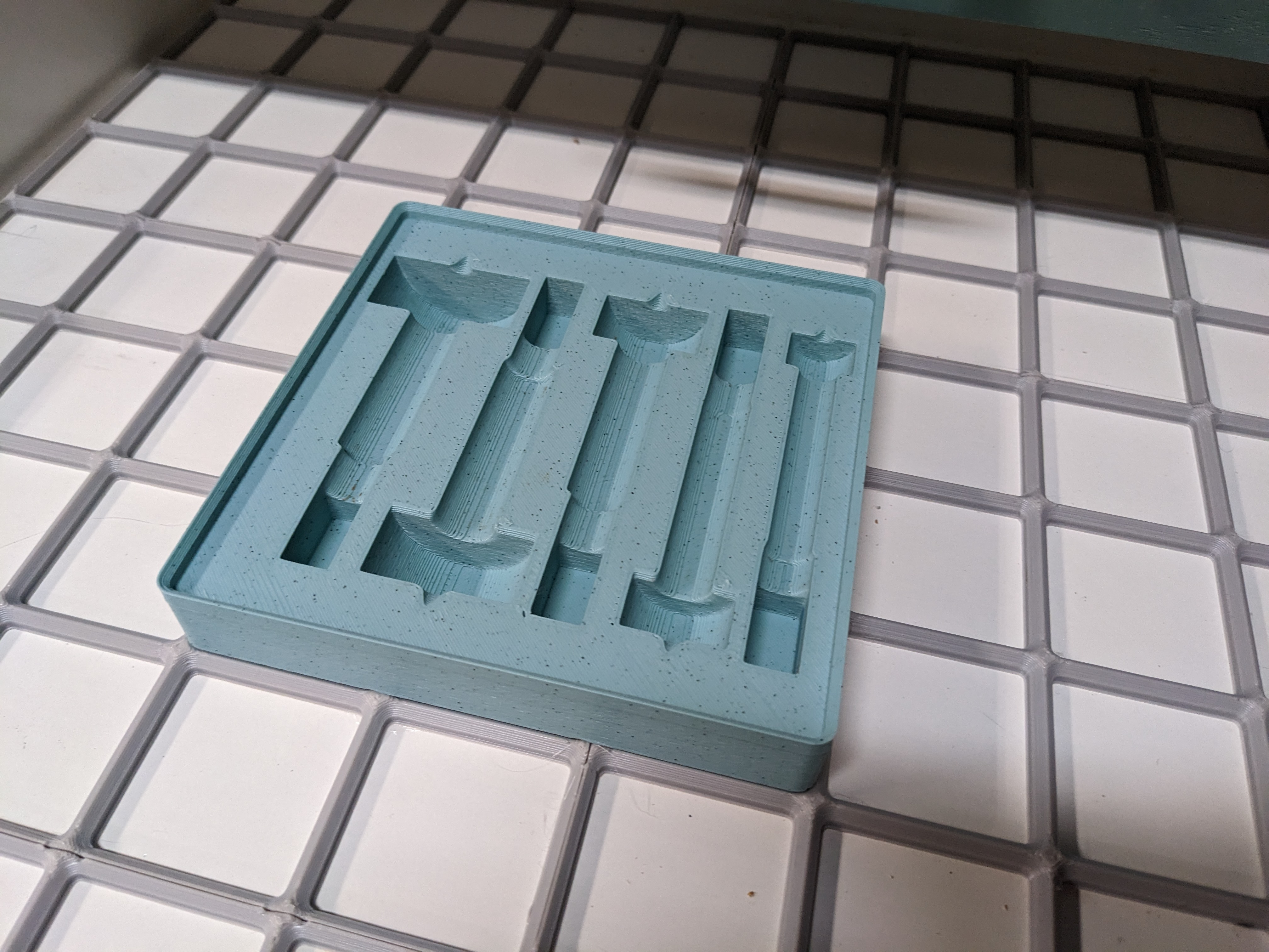 Miniatura 3 do modelo 3D Gridfinity Forstner Drill Bit Holder