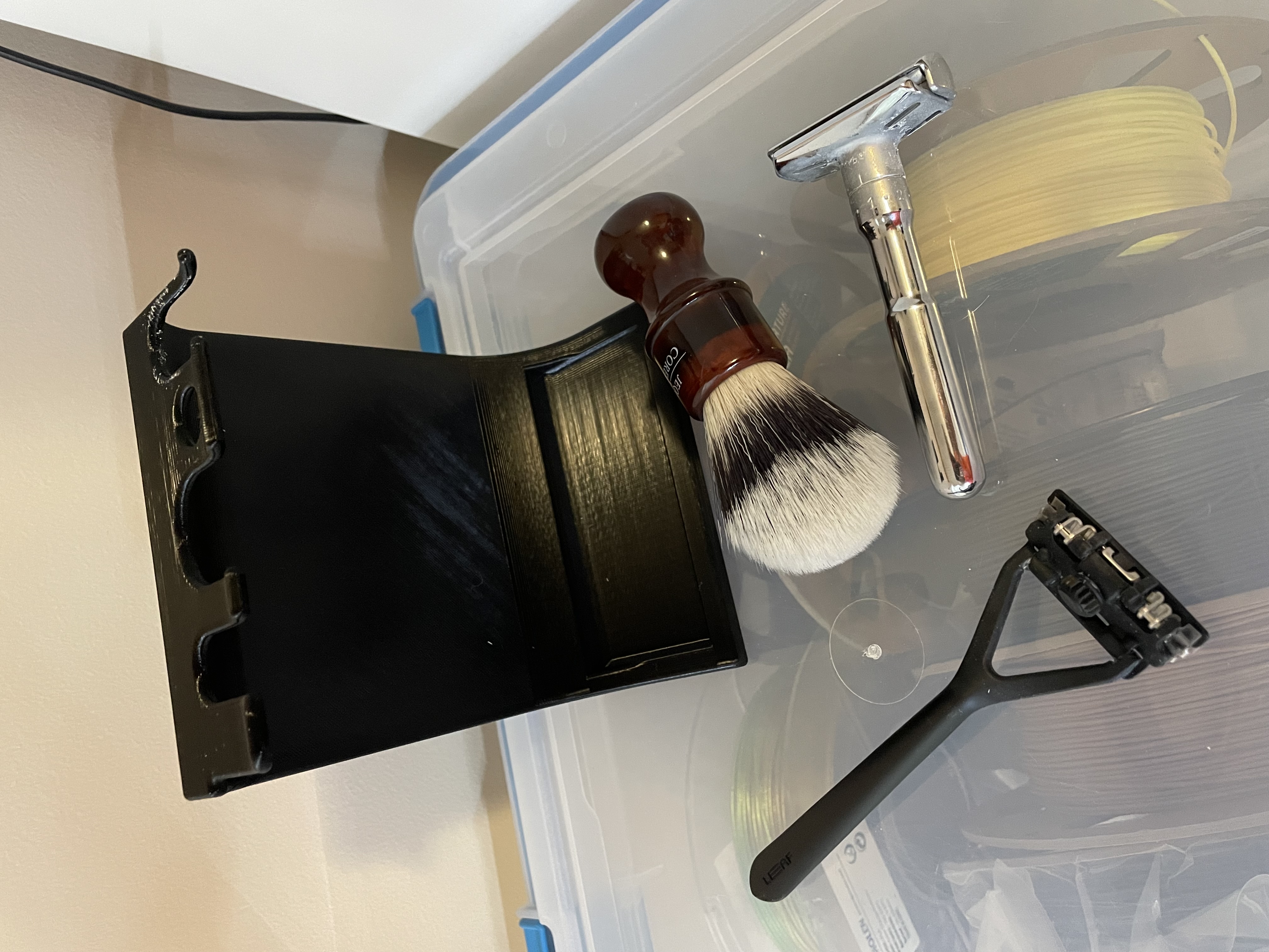 Miniatura 4 do modelo 3D Leaf Razor Stand