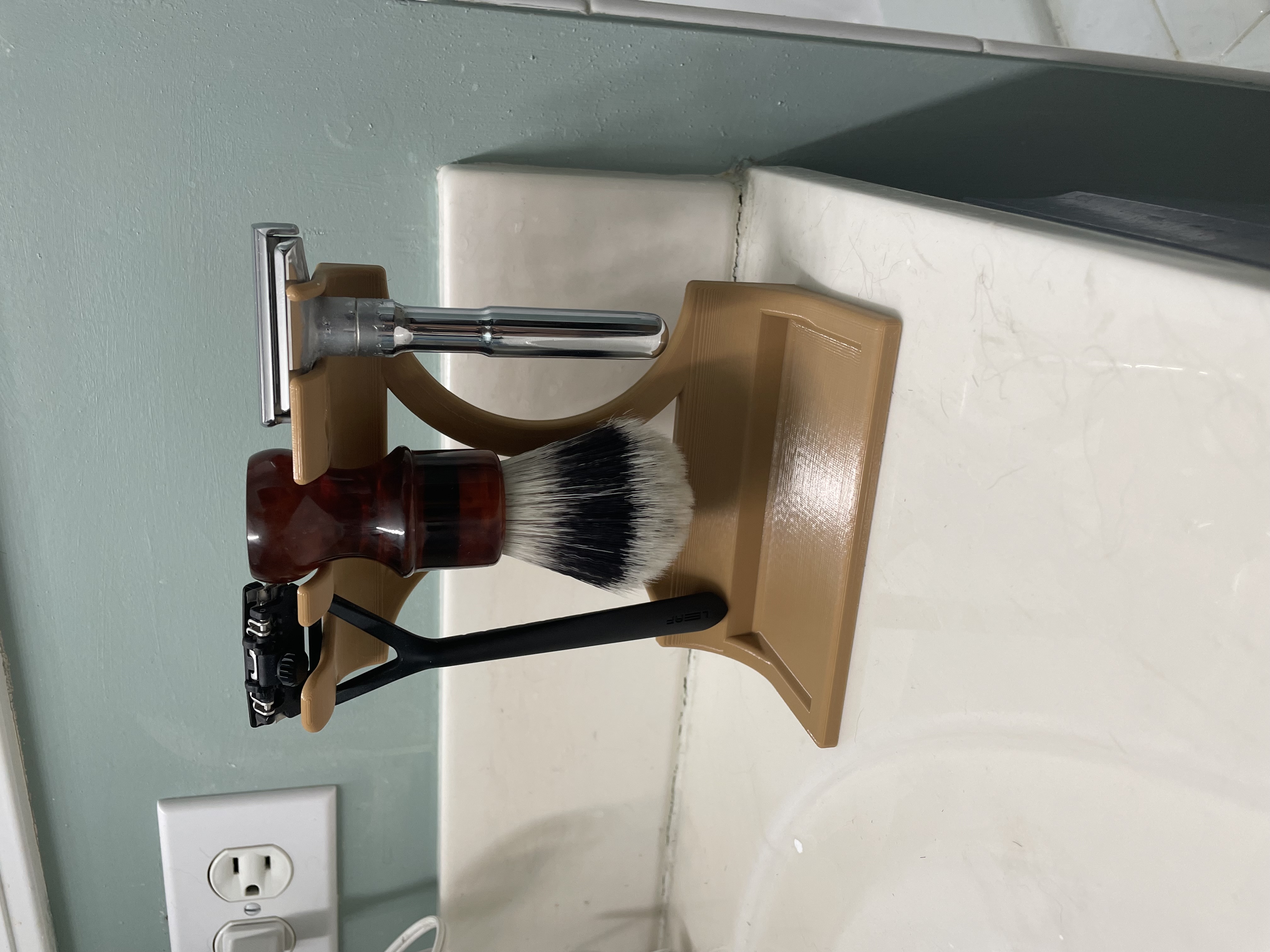 Leaf Razor Stand