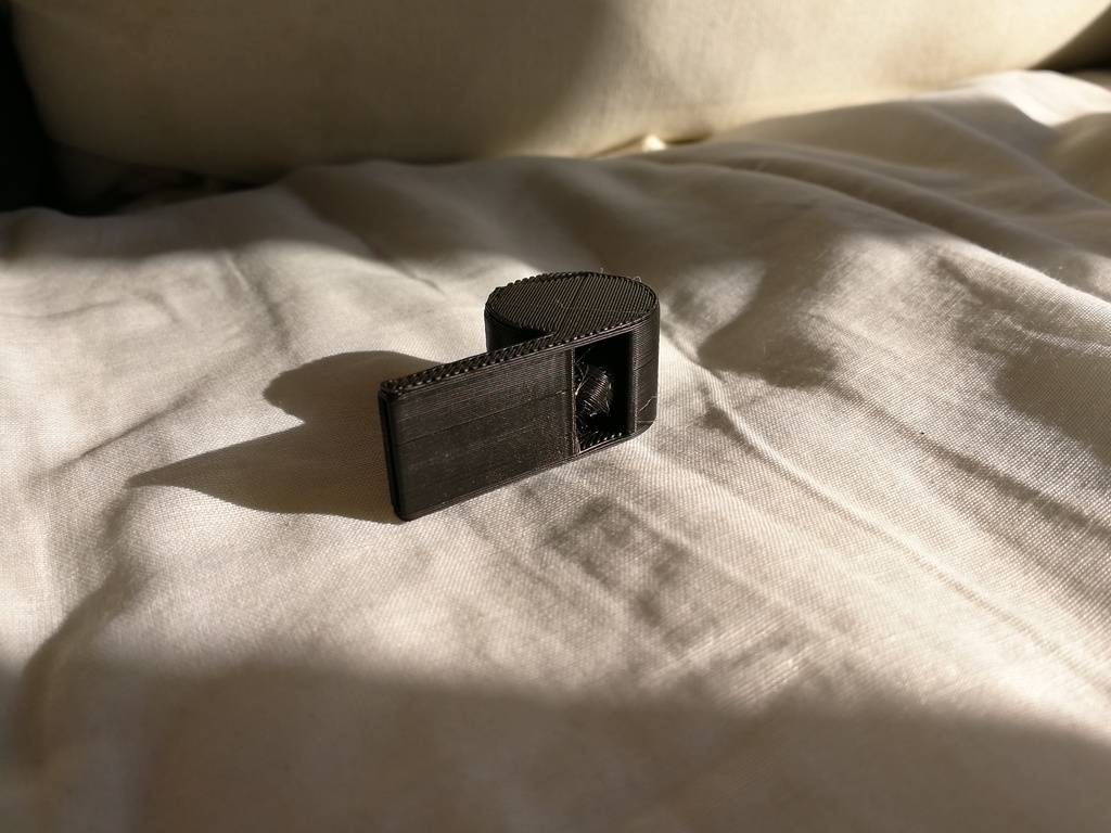 sifflet pour casser les oreilles :-D