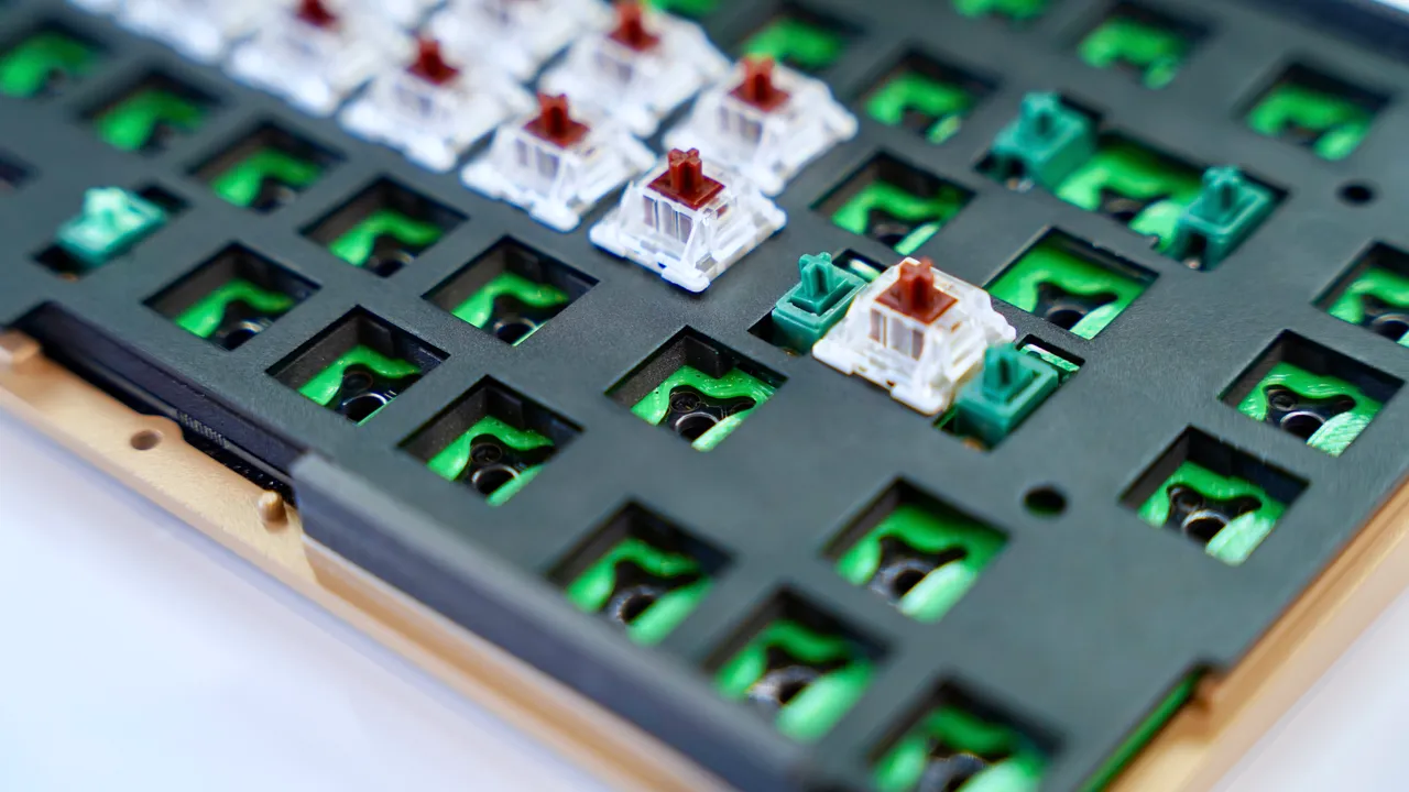 Keyboard TPU Switch Pad (for Keychron Q1-V2) by Jake Reeves | Download ...