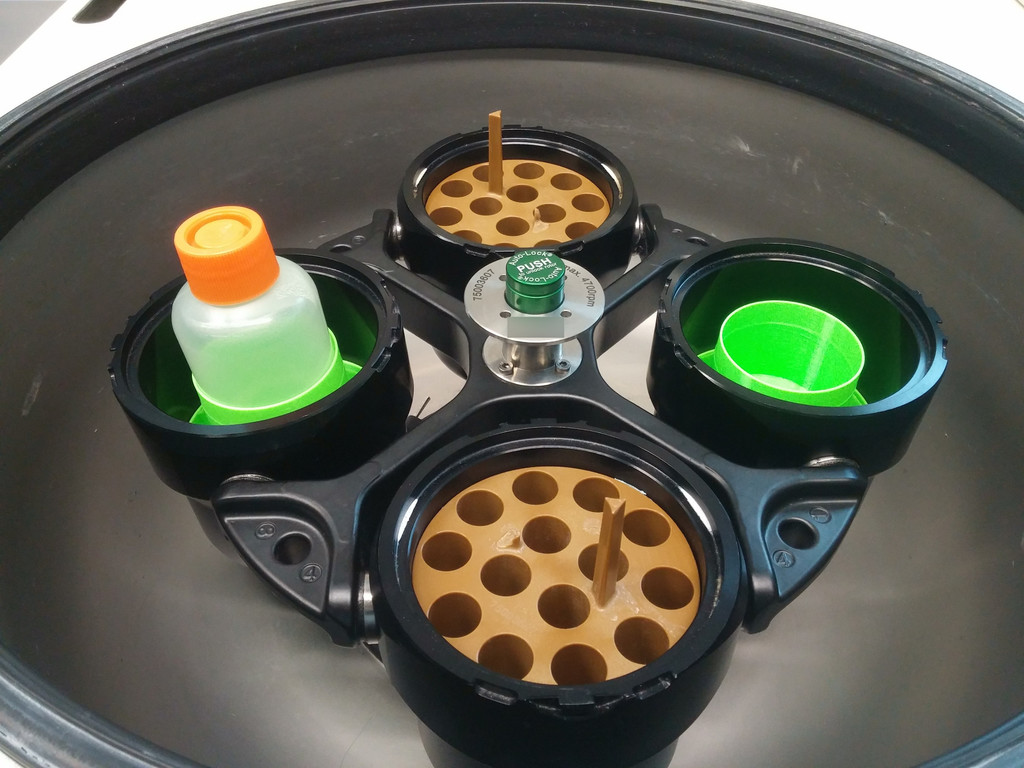 250ml Flask Centrifuge Holder by Saren.T Download free STL model