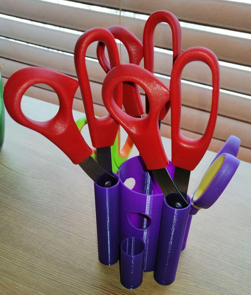 Scissor Holder/Stand by Foden Download free STL model