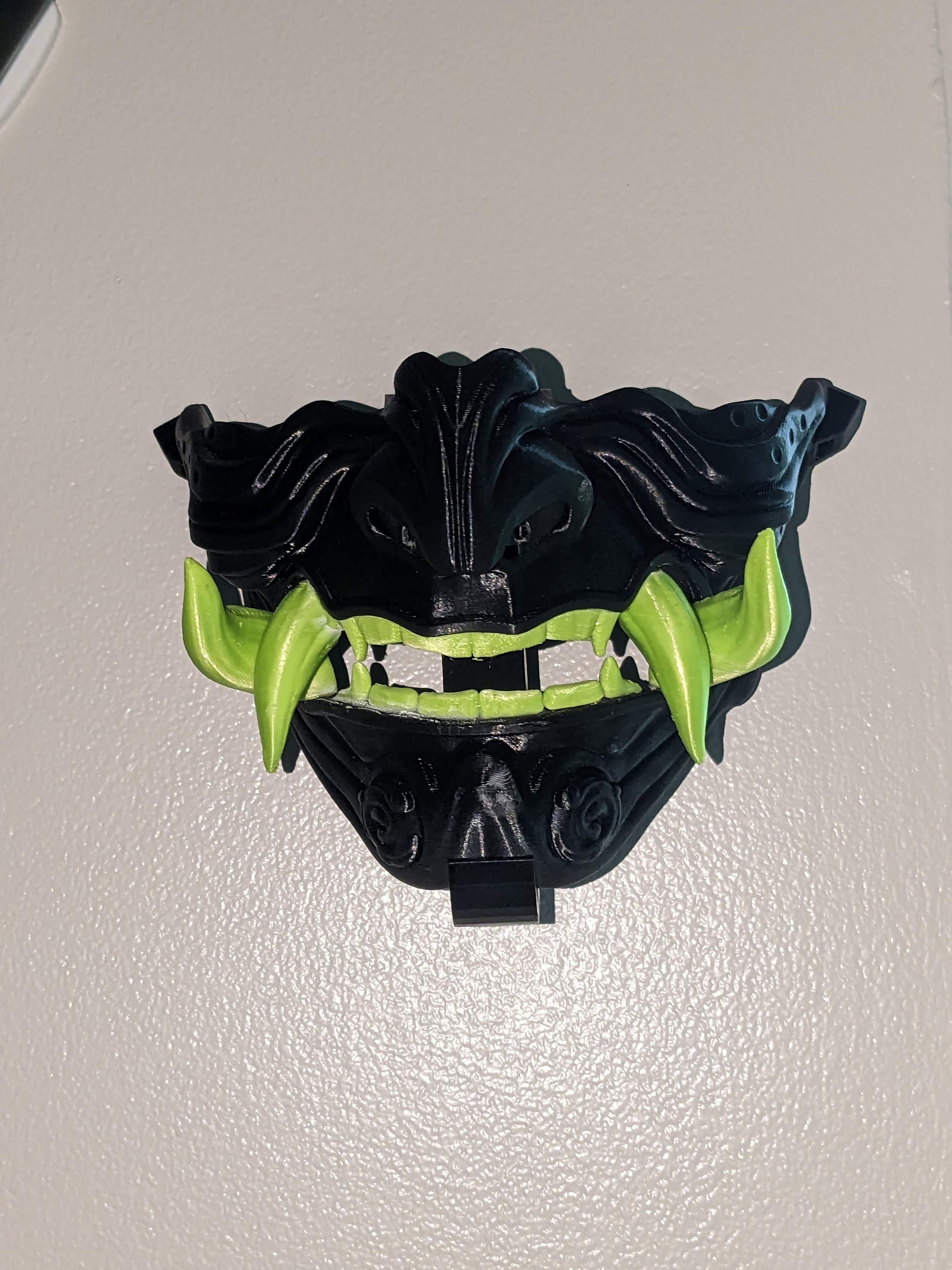 Miniatura 7 do modelo 3D Wall Mount - Samurai Mask