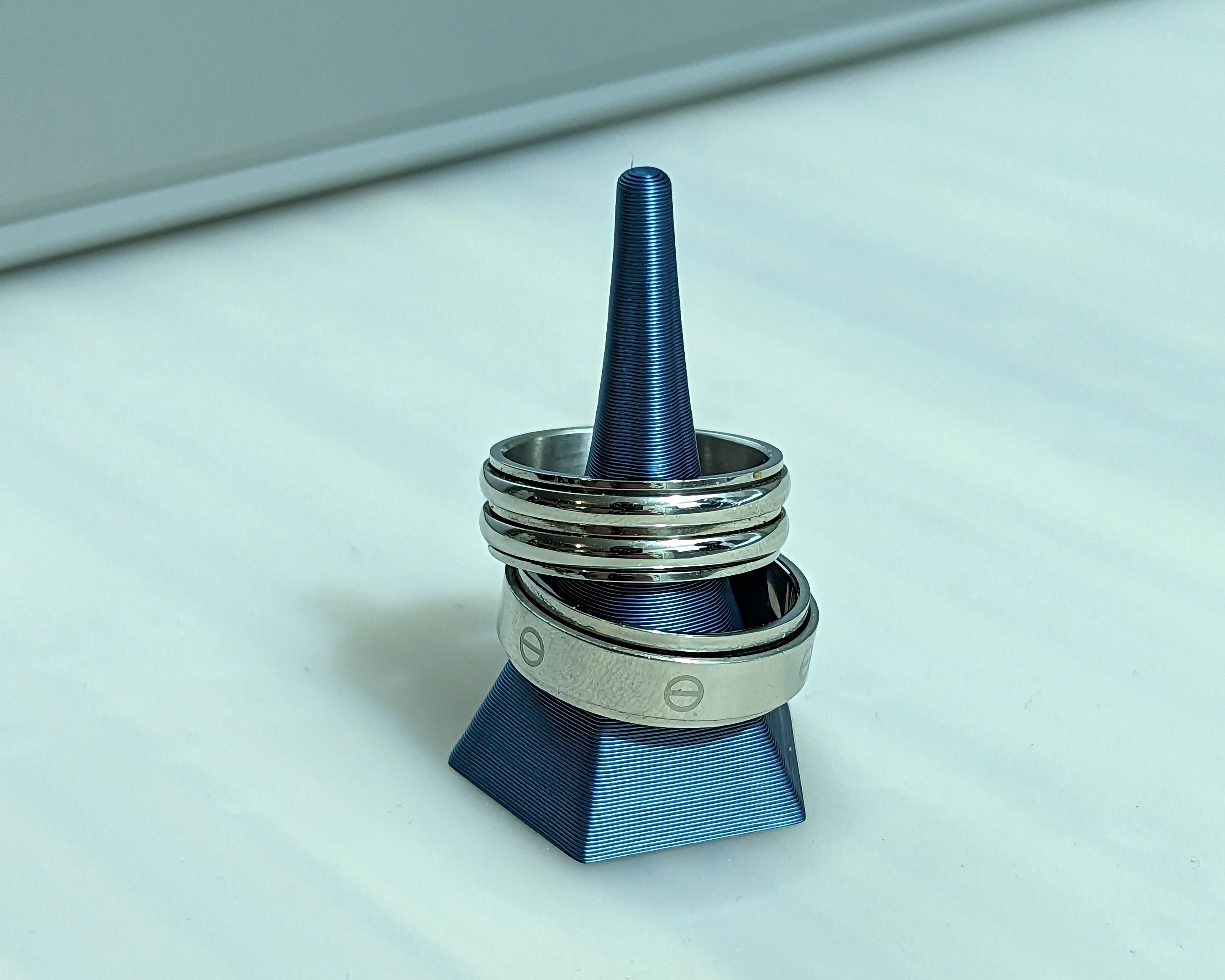 Pentagonal Ring Holder