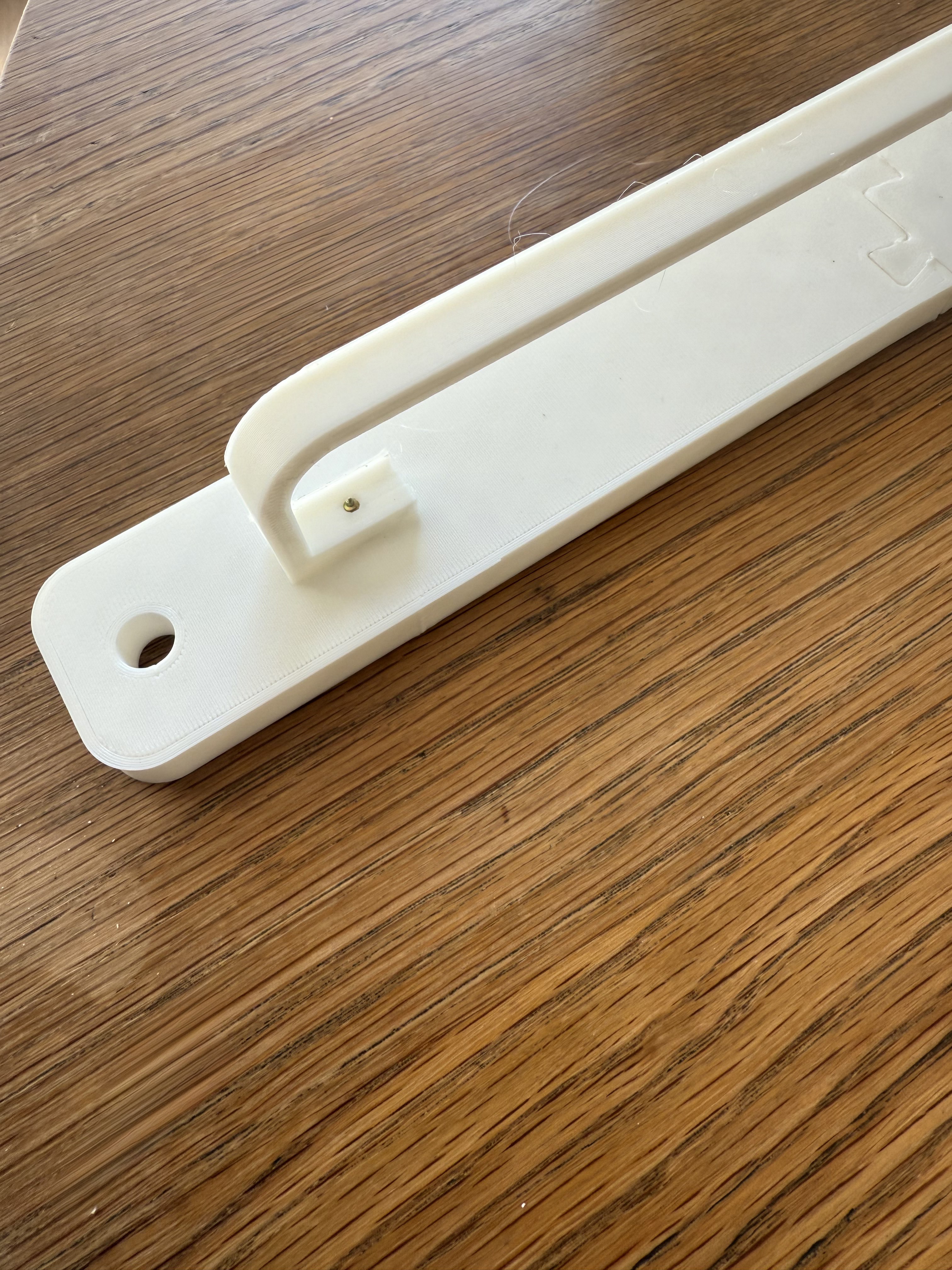 Minimal LED Light Bar Mount – For Seedling & Veg Stage (Supports 60–120cm Bars, Small Printer Friendly)