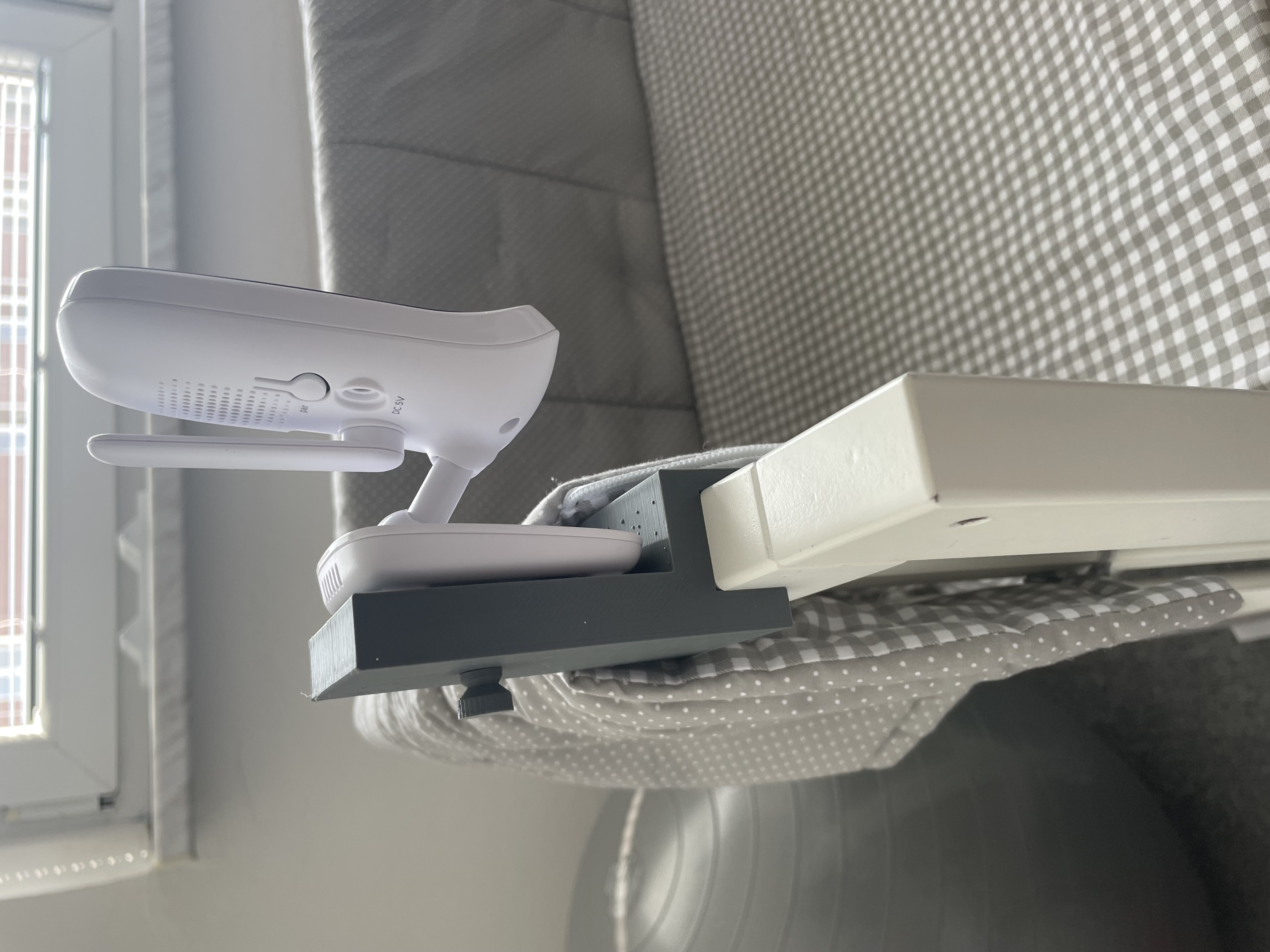 Baby cam holder HUBBLE