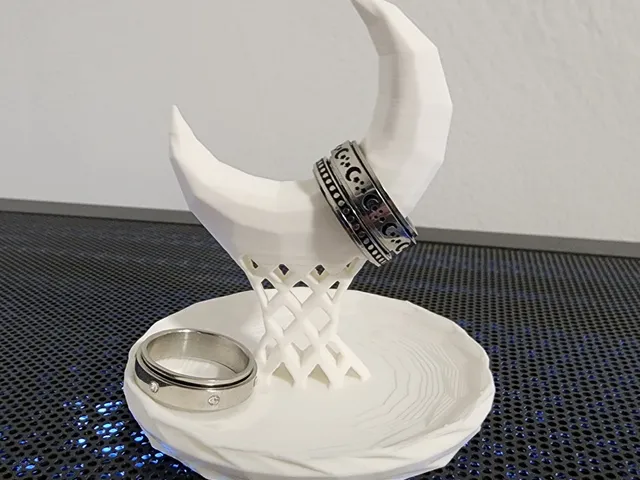 Ring Holder - Moon