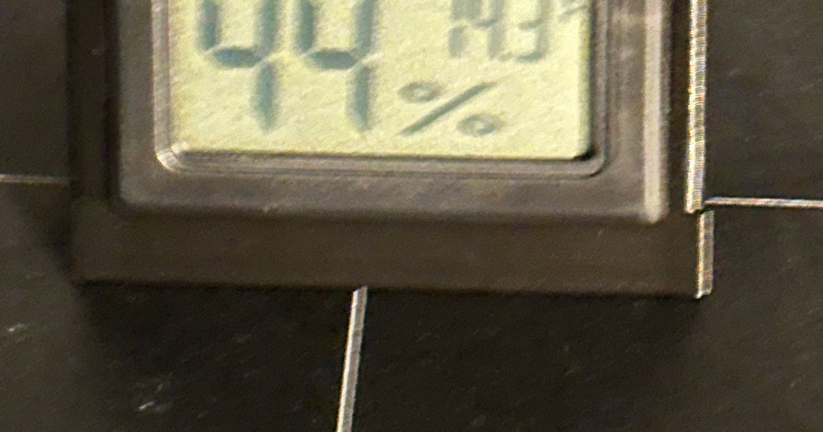 Desktop Thermometer / Hygrometer Holder by Fangoh Download free STL