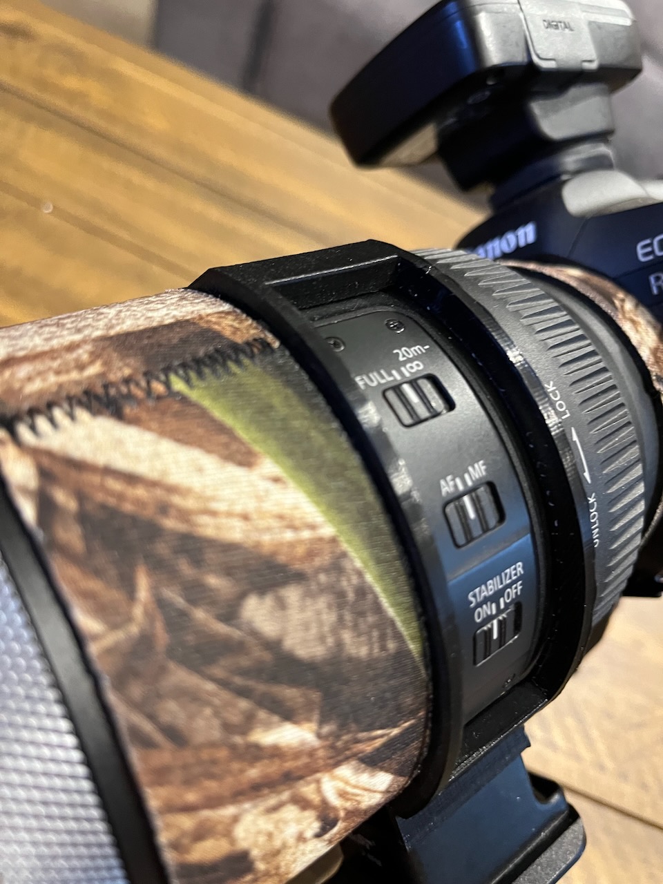 Switch guard rings for Canon-fit lenses