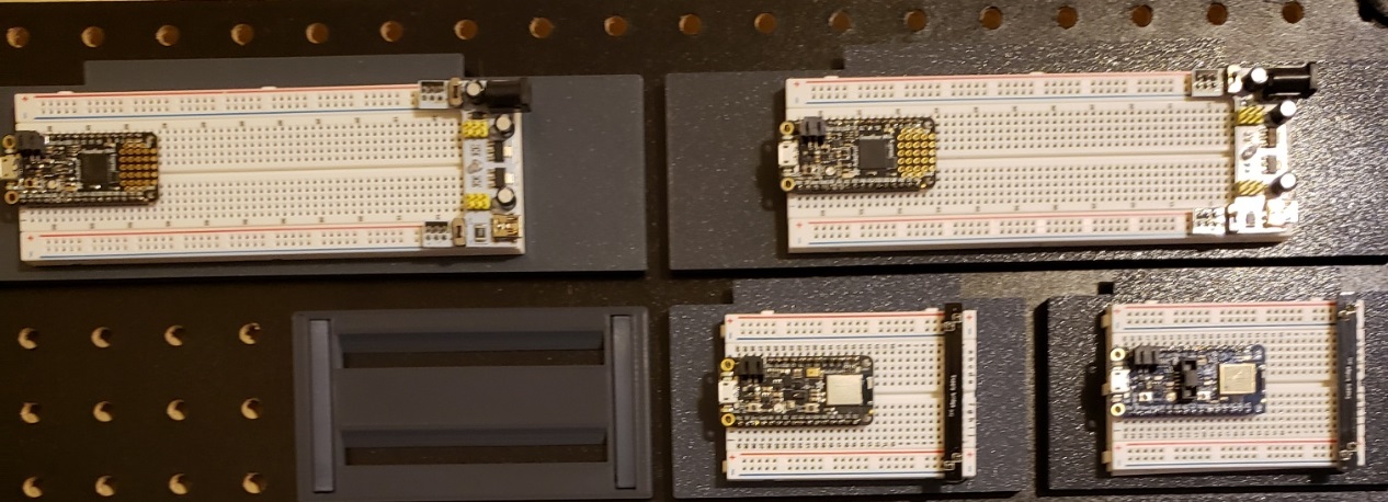 Miniatura 2 do modelo 3D Modular Pegboard System - Breadboards