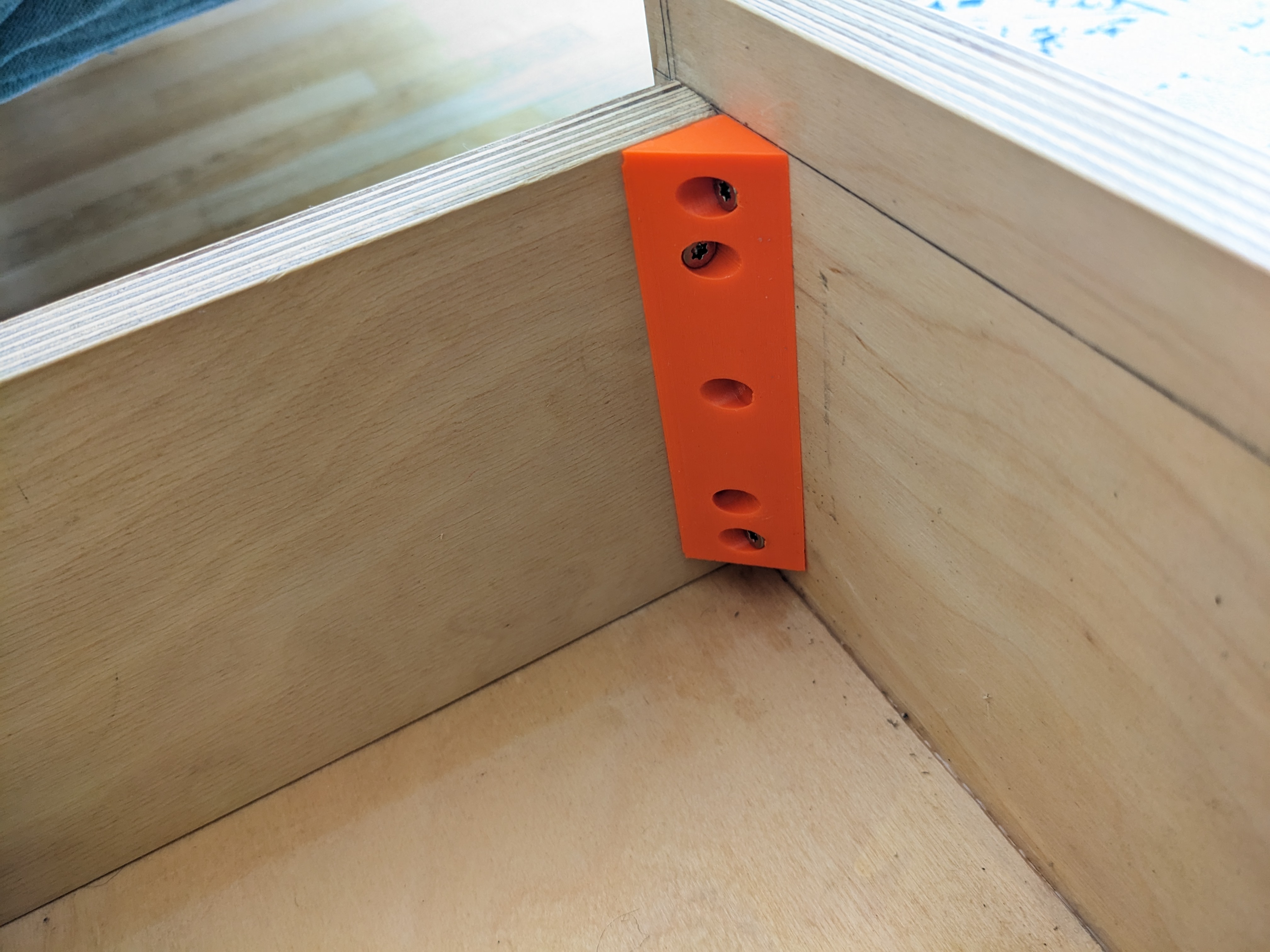 Miniatura 3 do modelo 3D Drawer corner bracket support - Parametric