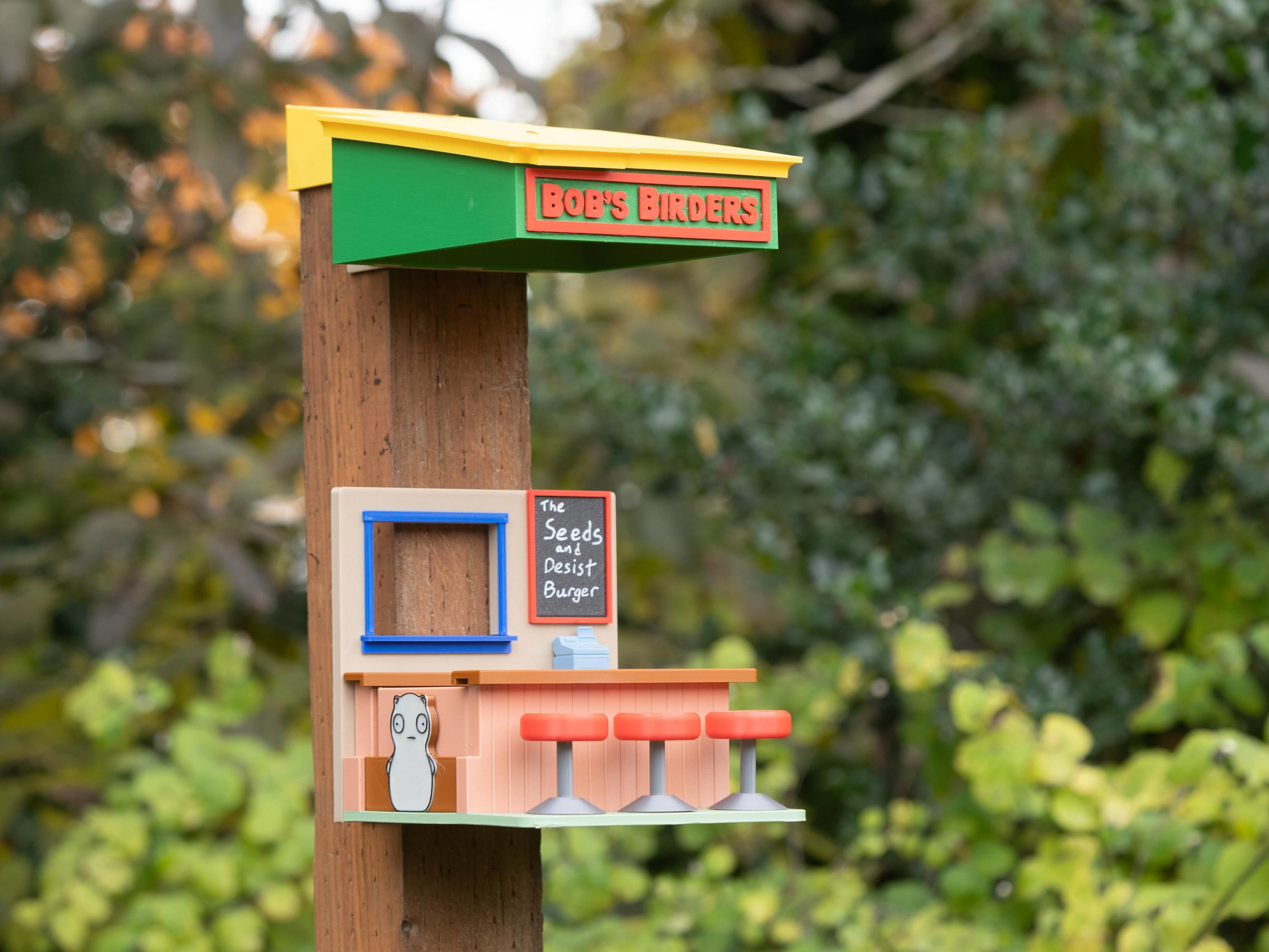 Bob's Birders (Bird and Squirrel Feeder)