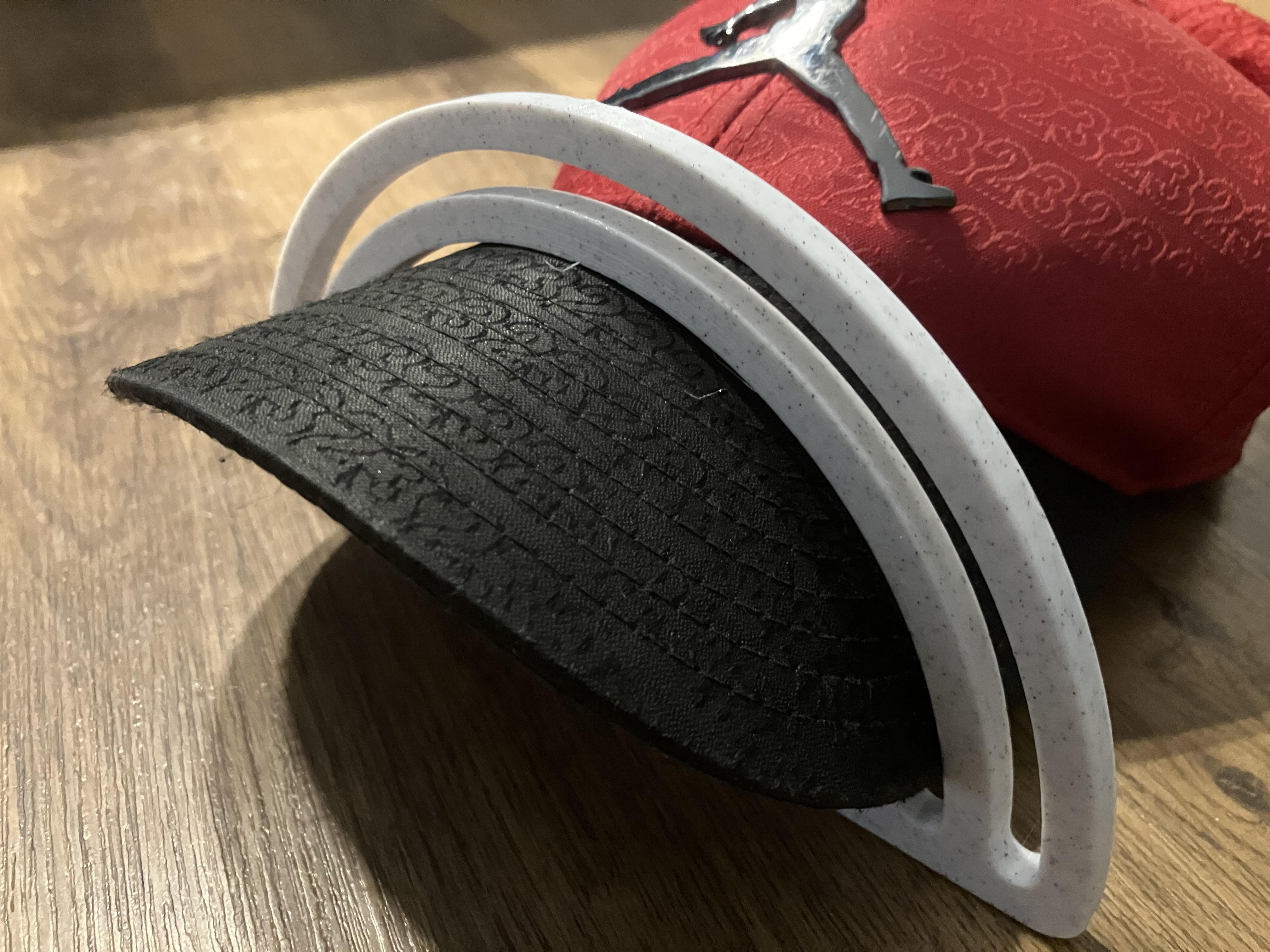 Cap Brim/Bill Bender