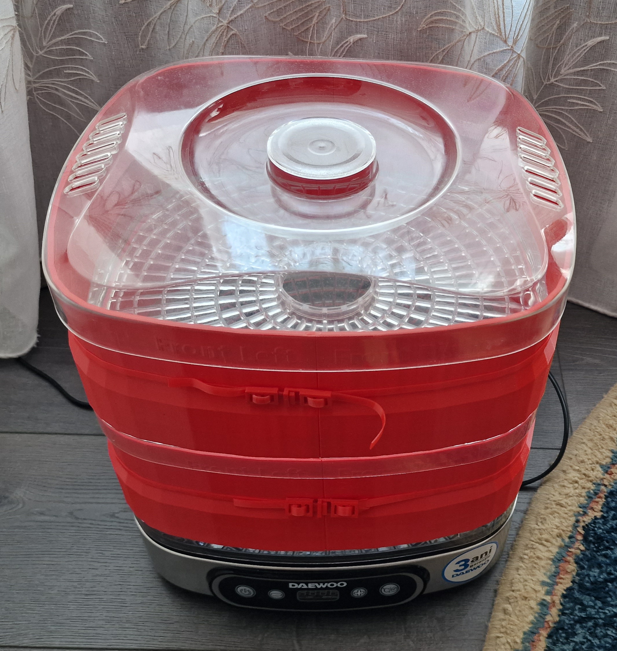 Daewoo D500S and Balter food dehydrator modular walls for filament