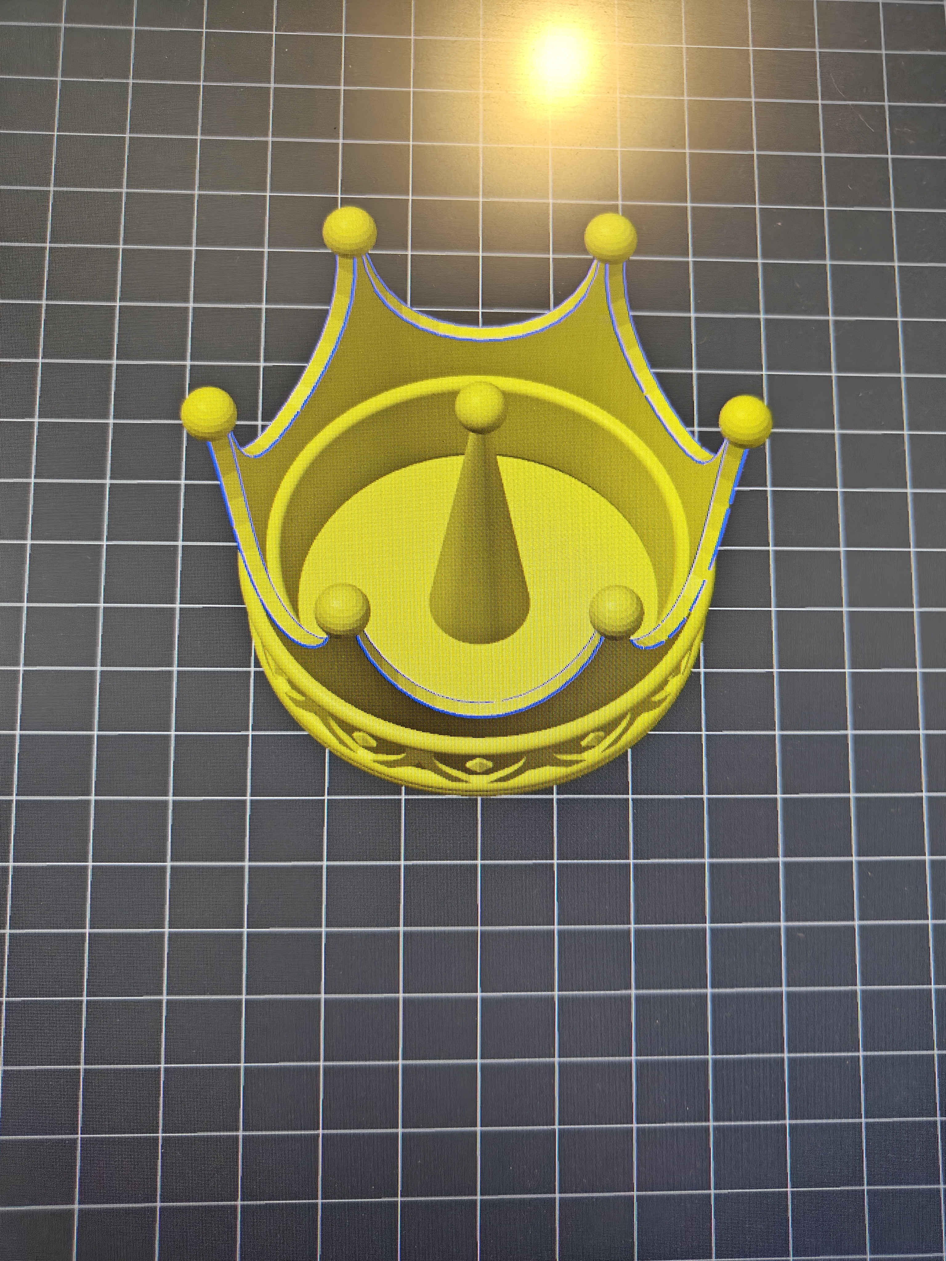 Miniatura 4 do modelo 3D Crown Ring Holder