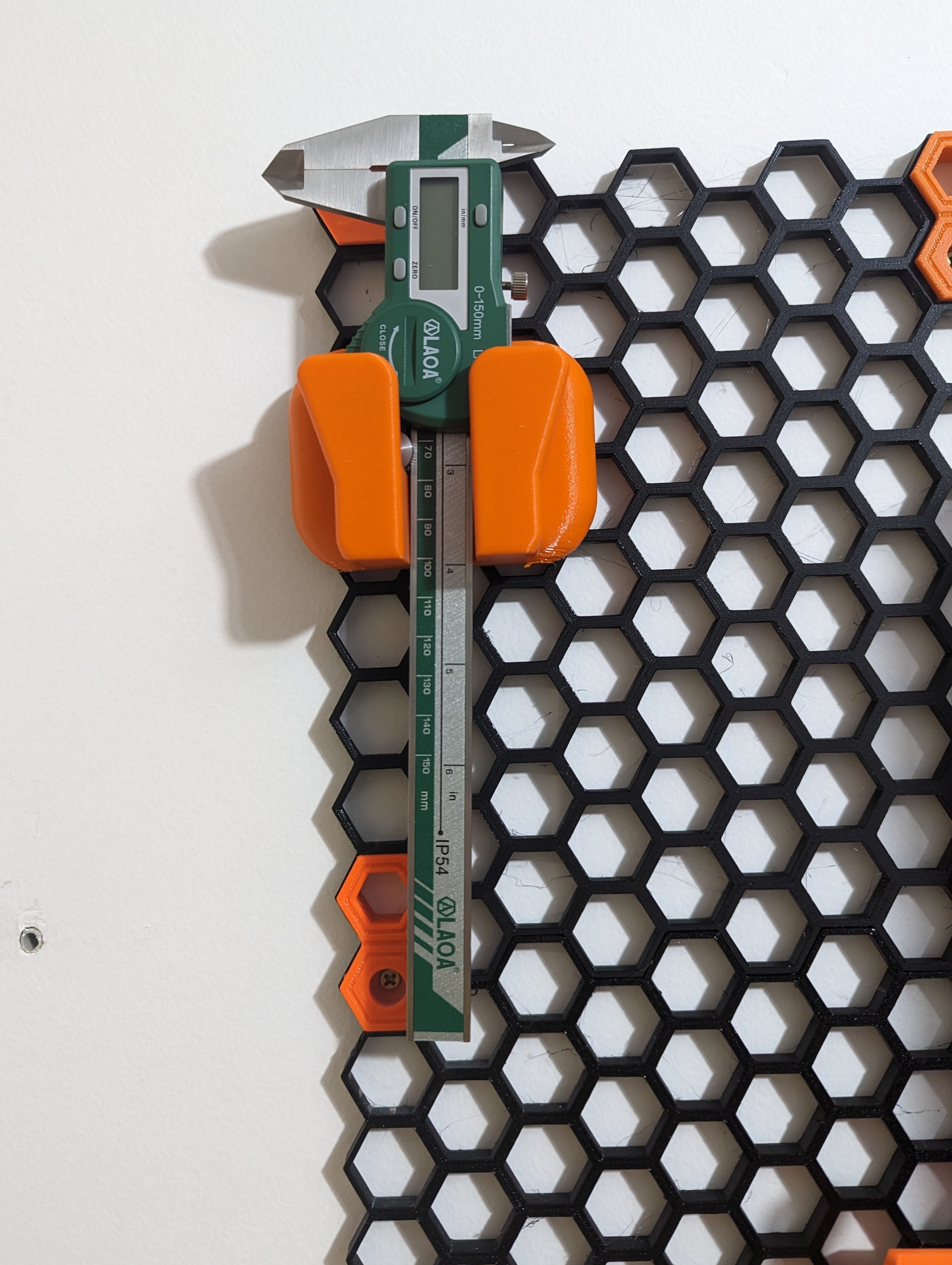 Honeycomb – Support for Caliper