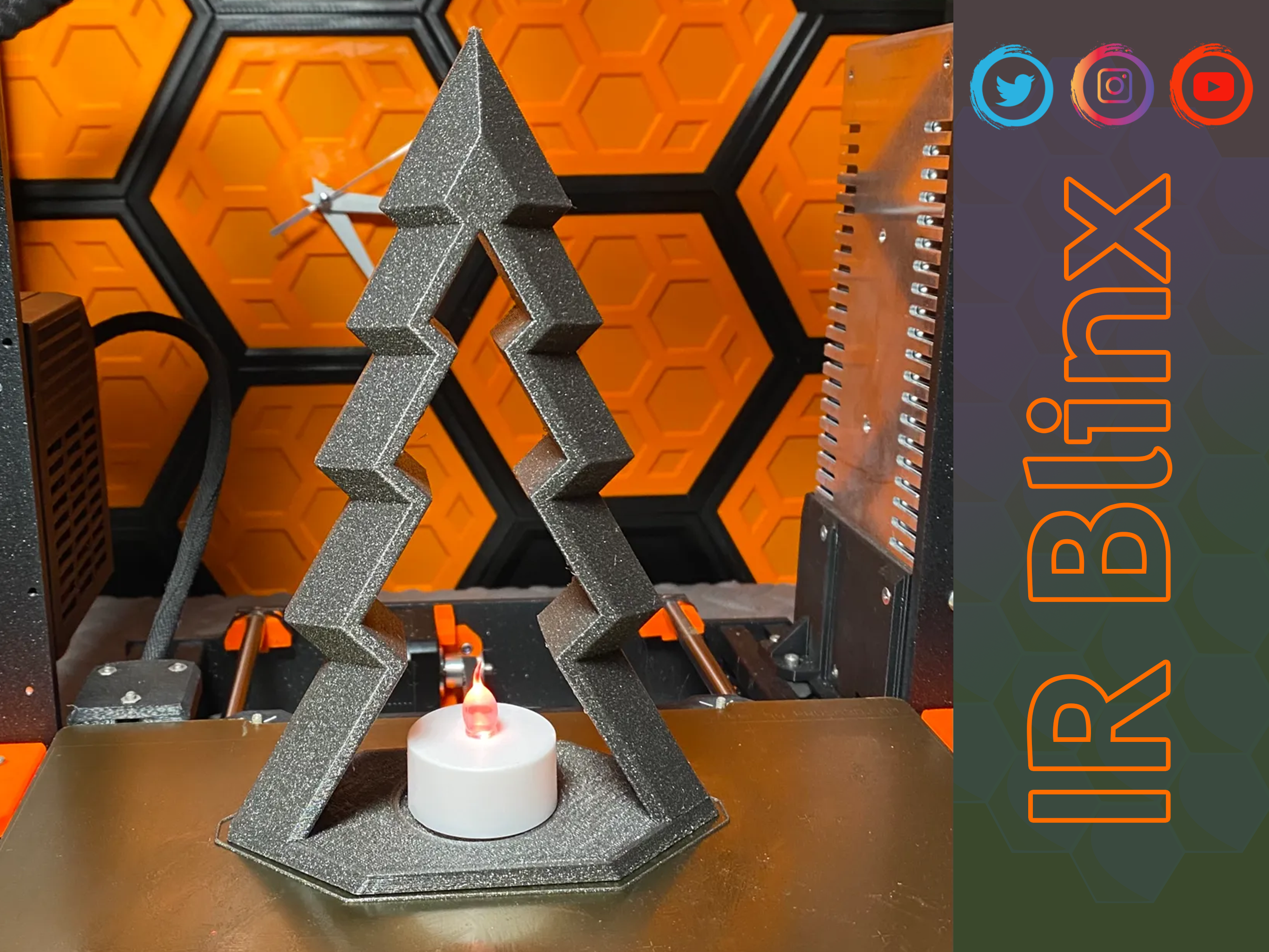 Modern Xmas Tree Tealight Holder