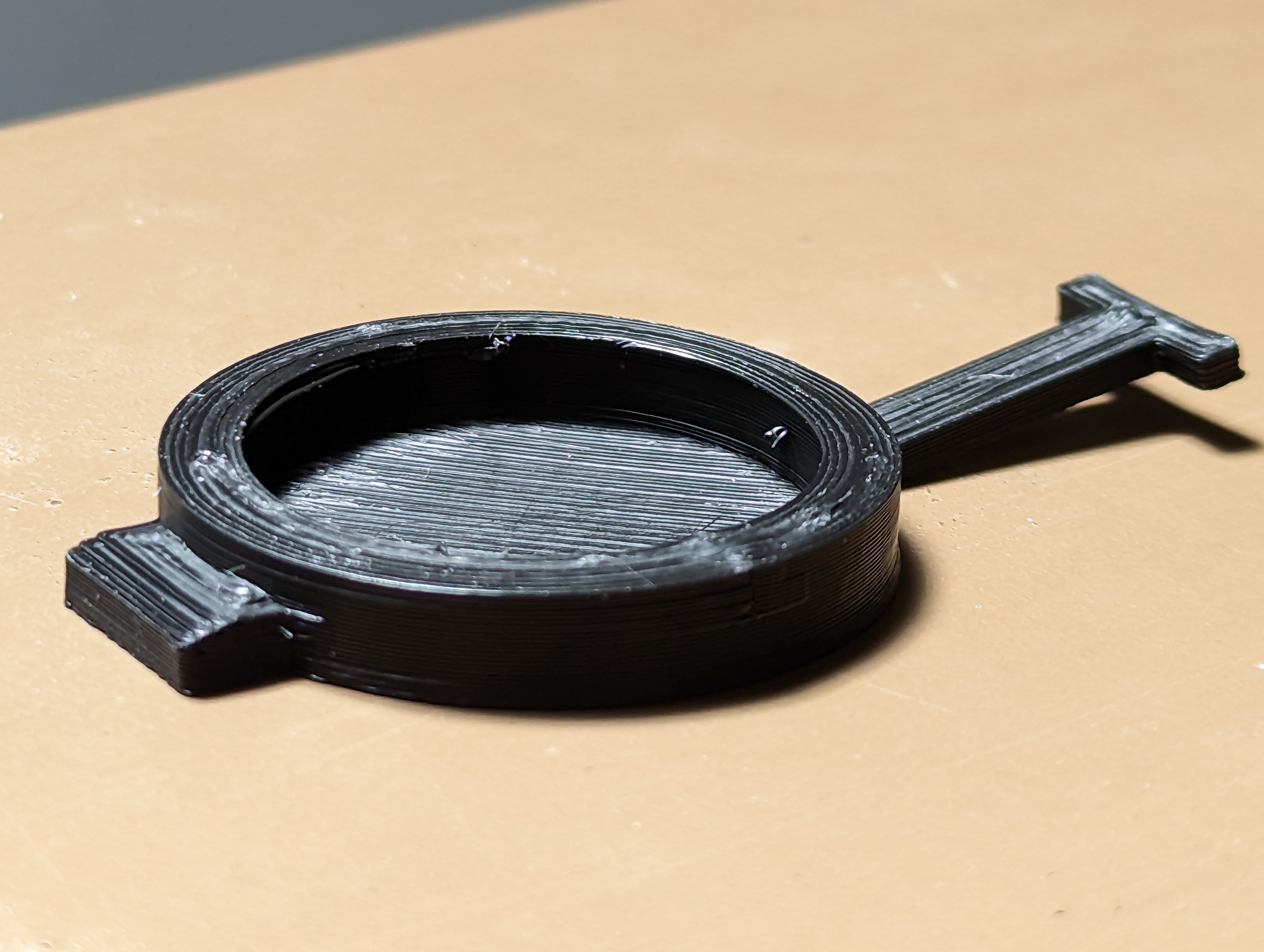 Oil reservoir cap for Paderno 3.5L autodrain deep fryer by