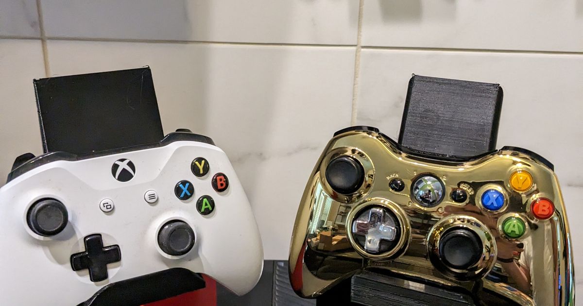 Xbox 360 and Xbox One Controller Display Shelf by masterHman Download