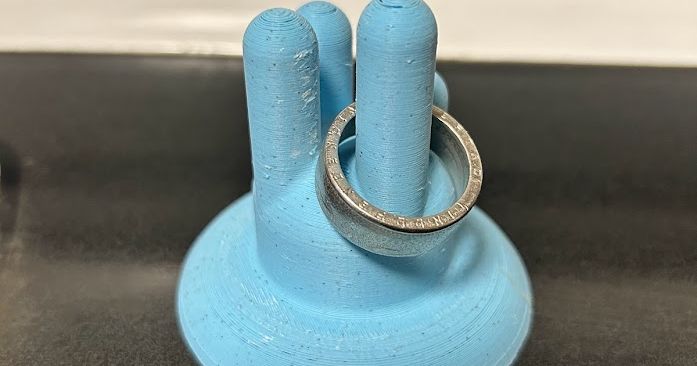 Ring Holder by MellowDuck | Download free STL model | Printables.com