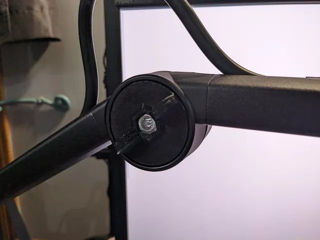 Blue Compass Boom Screw