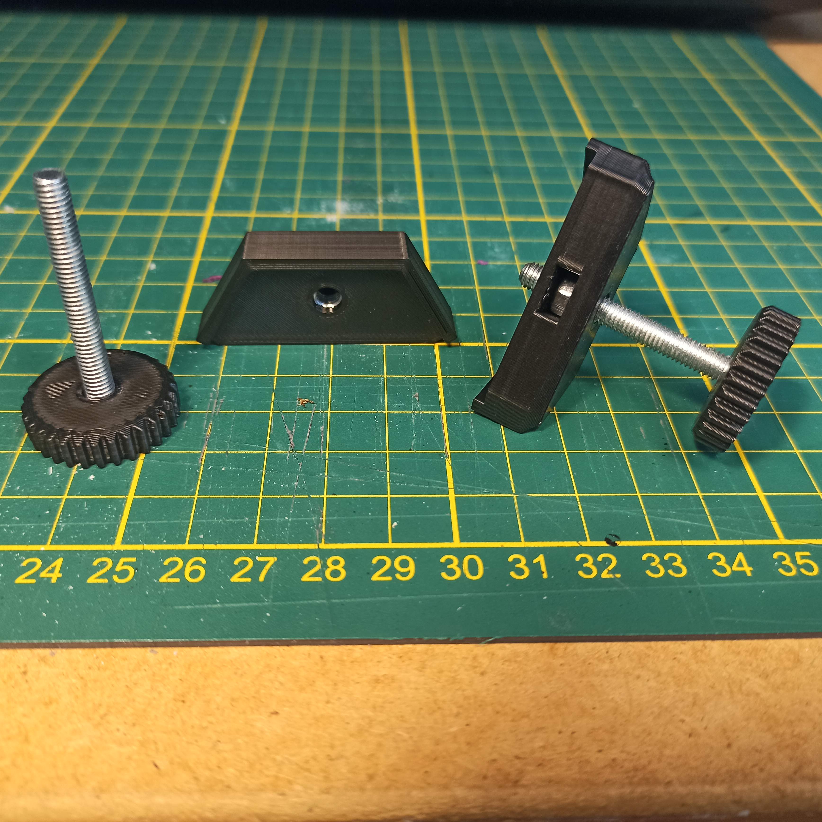 Hextraction M4/M5 simple hardware legs