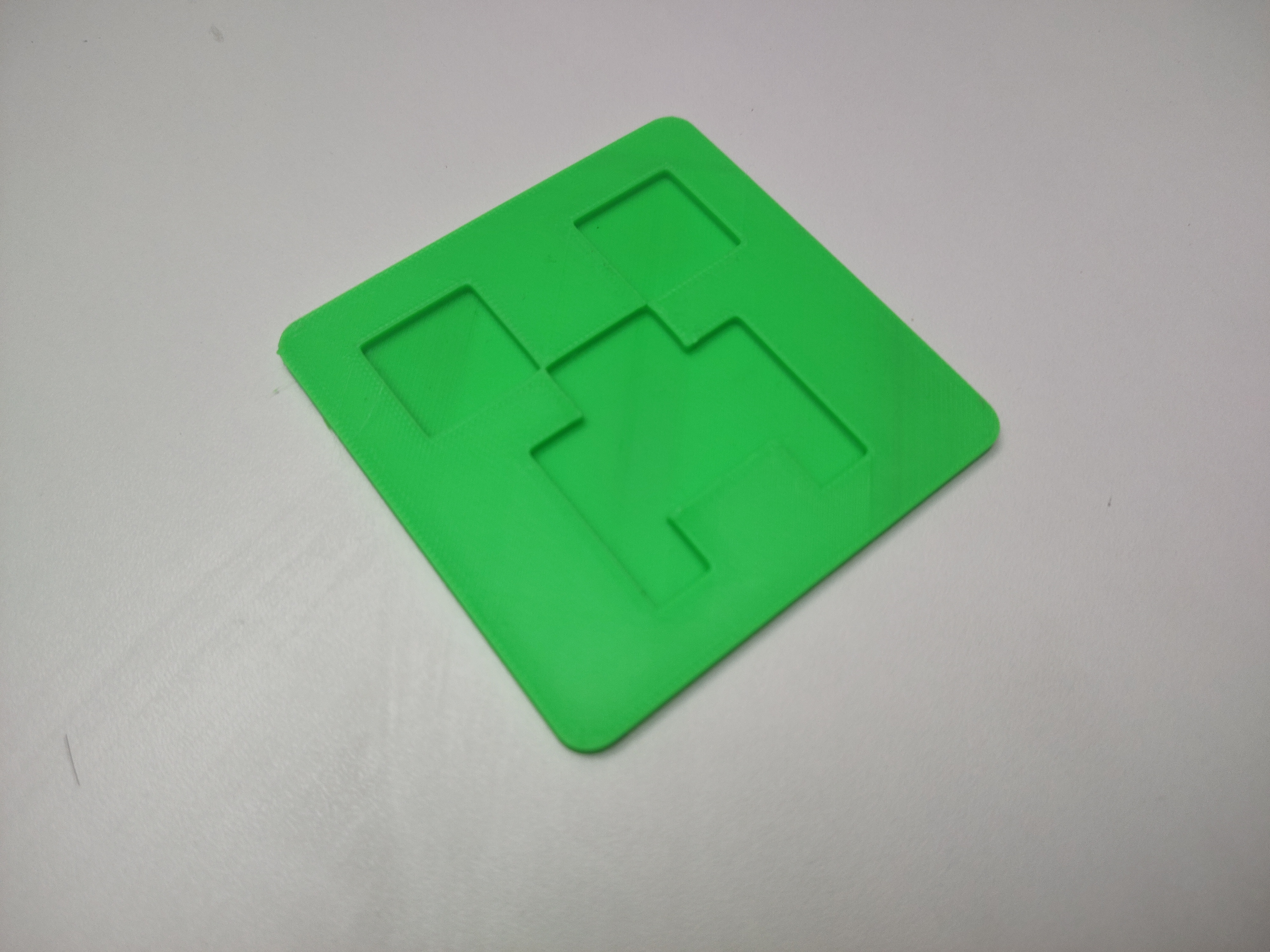 Miniatura 4 do modelo 3D Minecraft Creeper Face