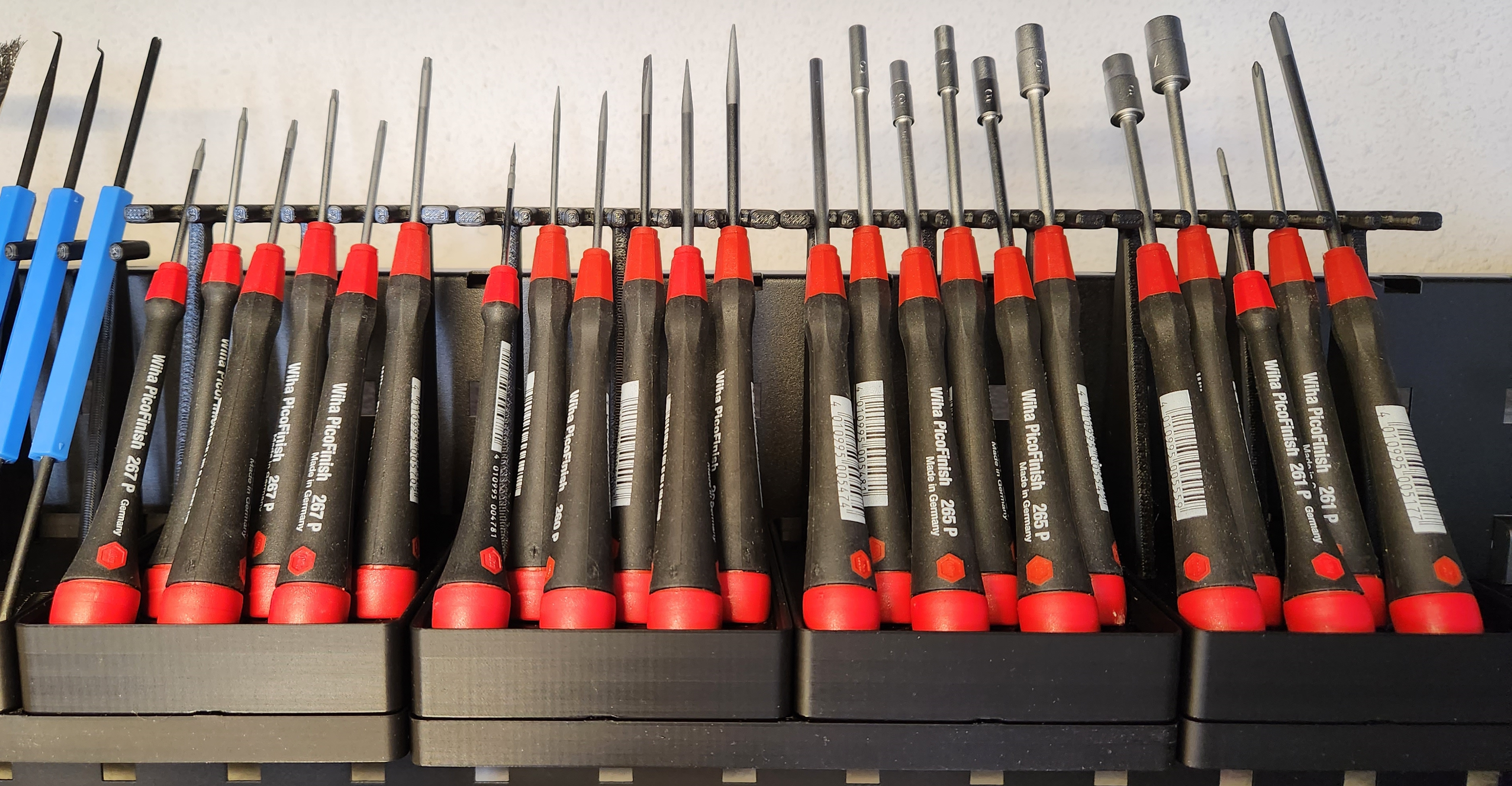 Gridfinity rack for 6 Wiha PicoFinish screwdrivers