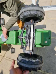 Tractor stub axle replacement