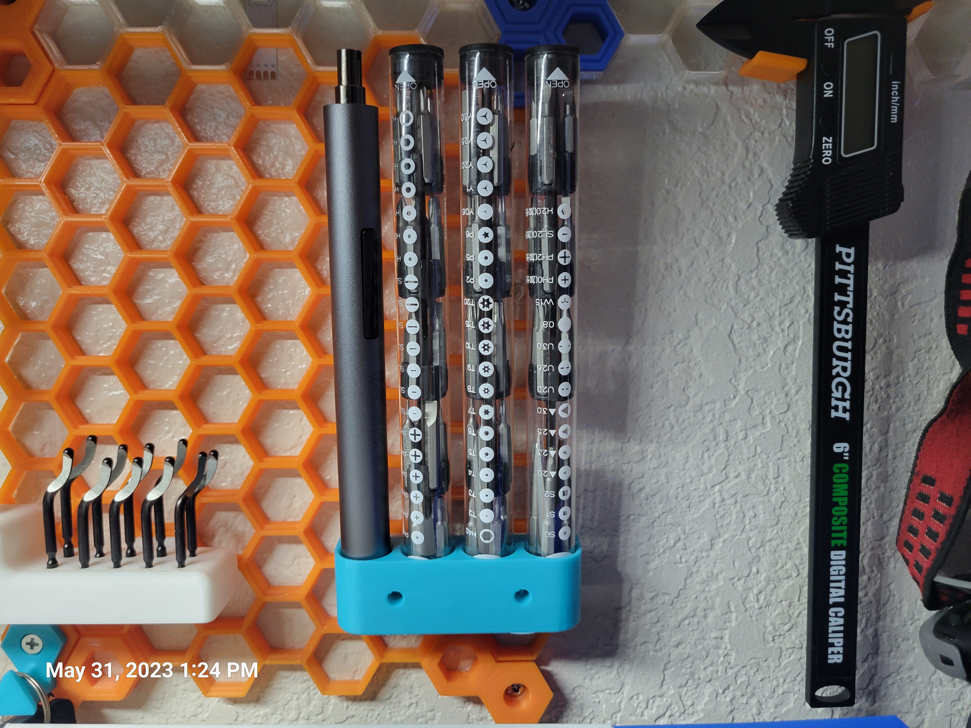 HSW Wowstick 1F+