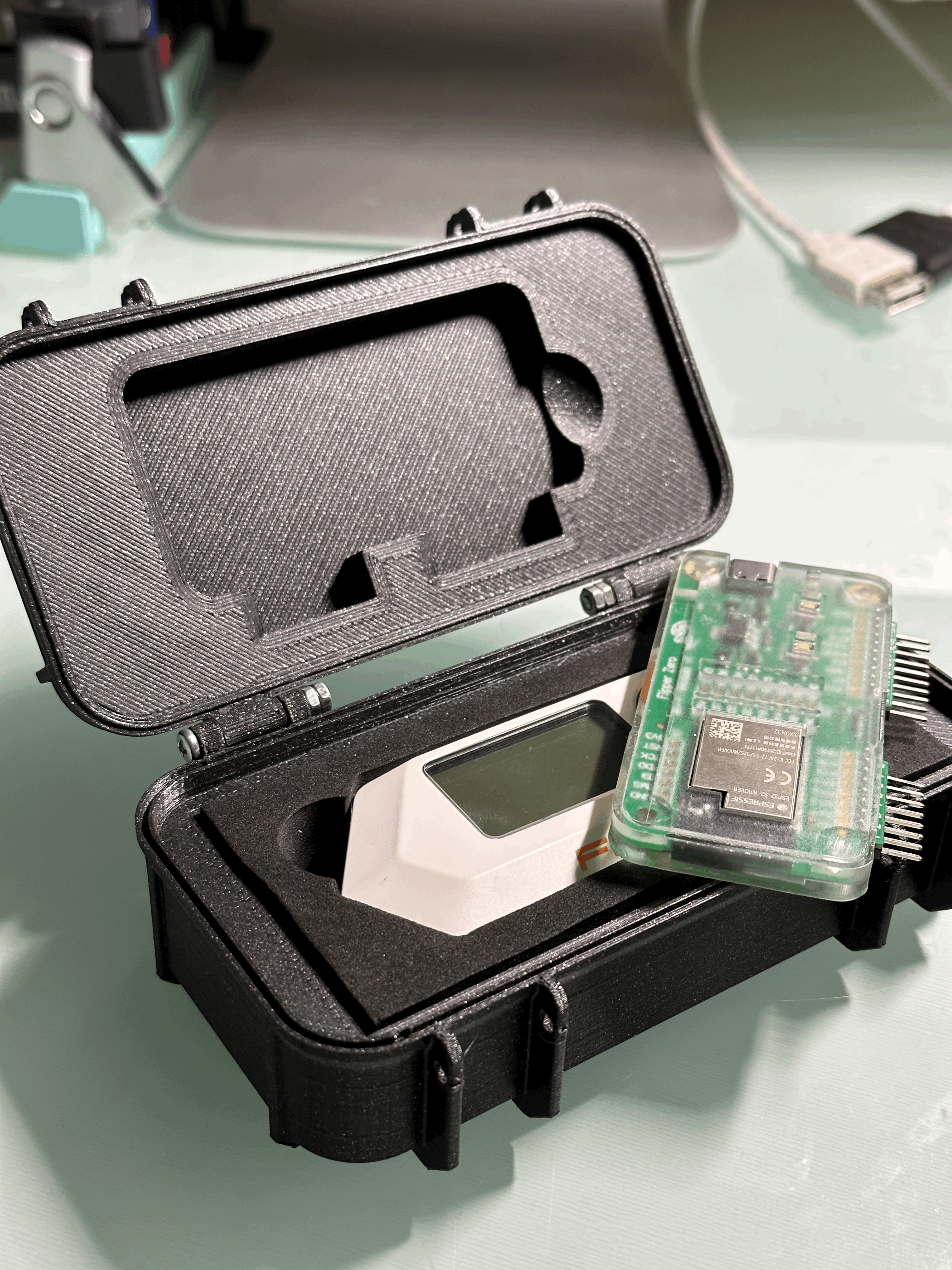 Miniatura 7 do modelo 3D Flipper Zero case (reinforced)