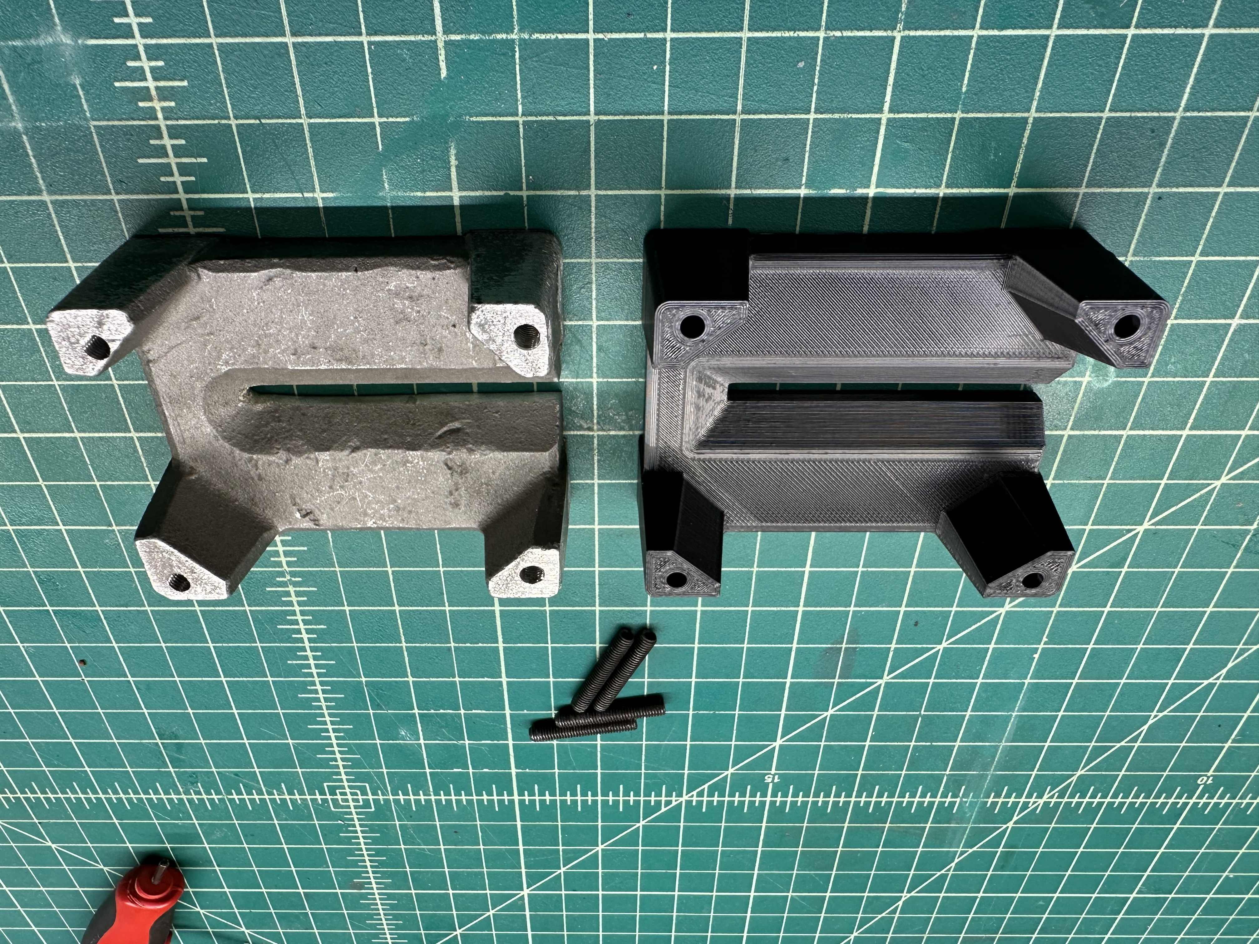 Miniatura 4 do modelo 3D Bandsaw Table Insert