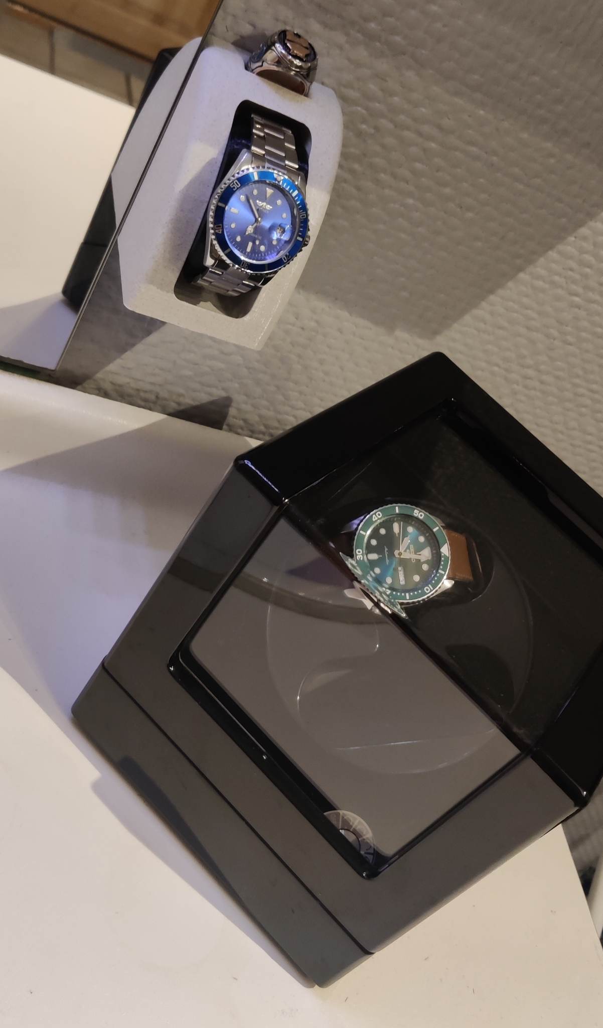 Watch and Ring Display Holder Wall Mountable by Alexander Meyer