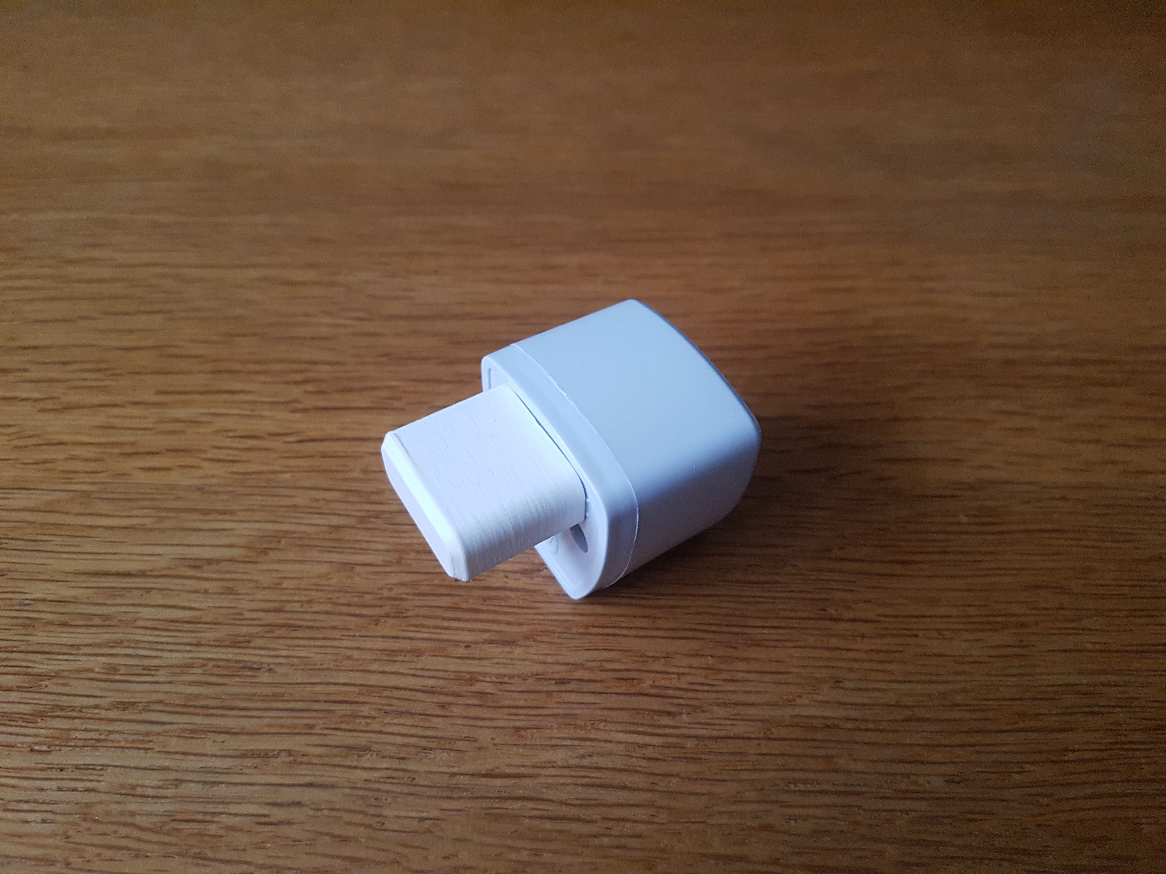 Type A Plug Cover — thumbnail 2
